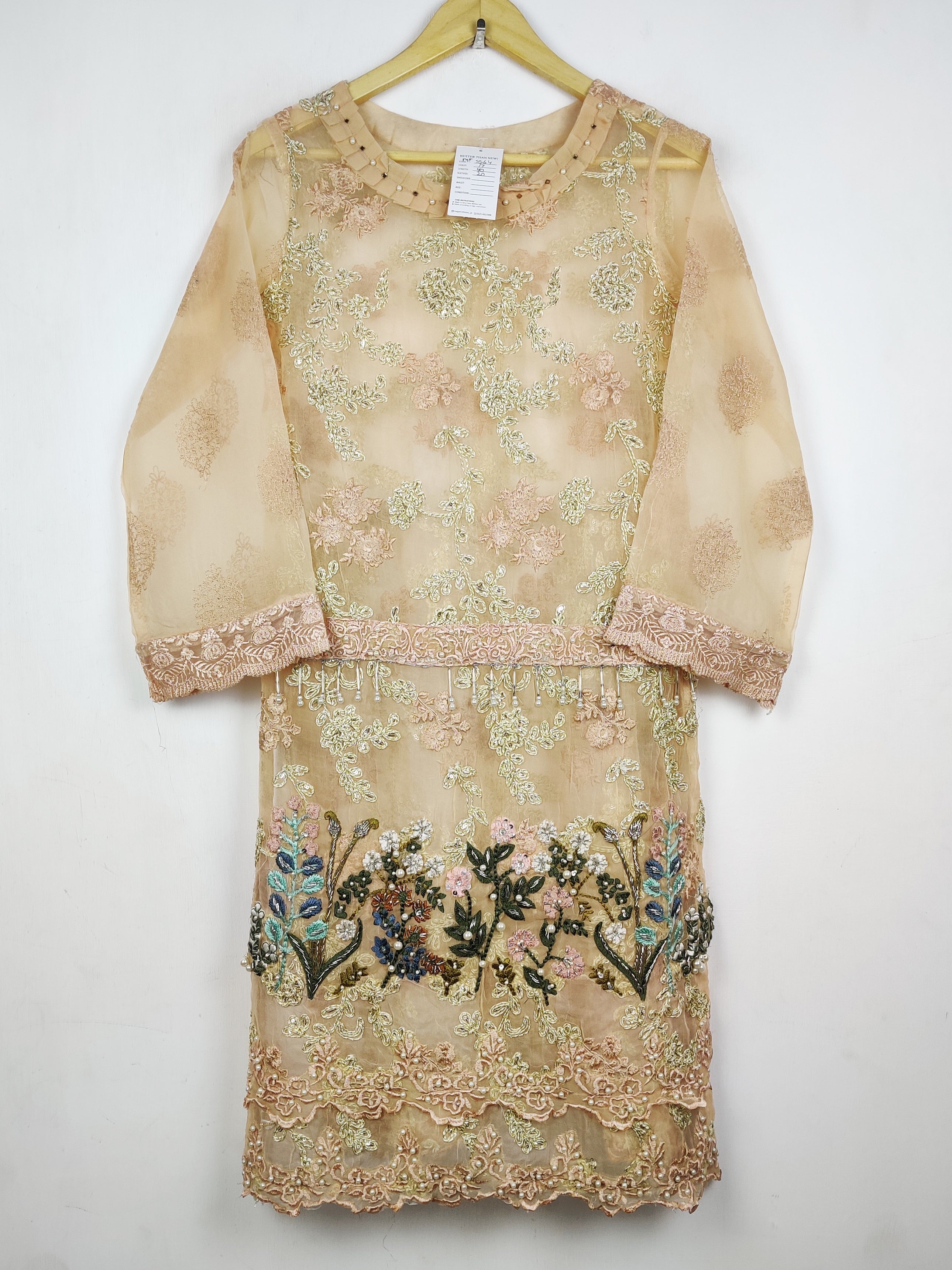 Buy online pre-used pre-loved 100% authentic & Original branded Unknown Brand (MF-5564) available in Pakistan. Top international brands avilable.