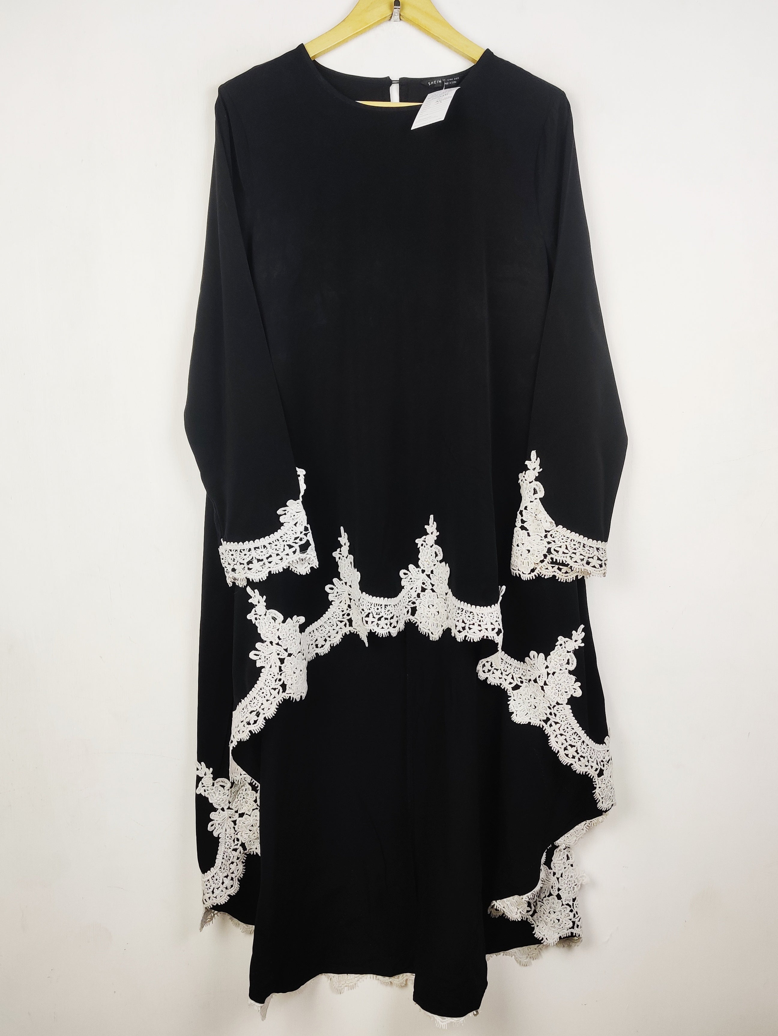 Buy online pre-used pre-loved 100% authentic & Original branded Shein (MF-5571) available in Pakistan. Top international brands avilable.