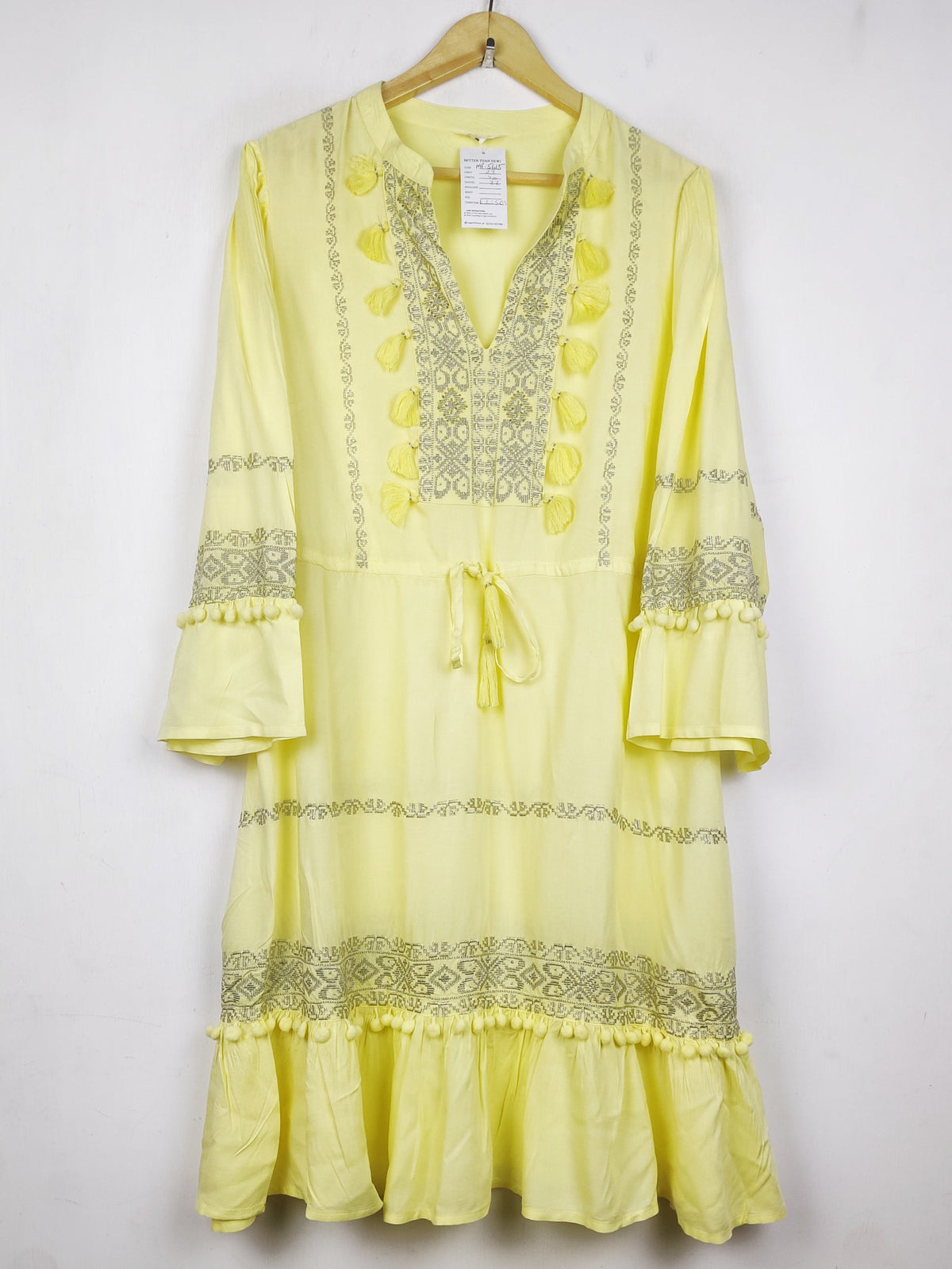 Buy online pre-used pre-loved 100% authentic & Original branded Monsoon (MF-5615) available in Pakistan. Top international brands avilable.