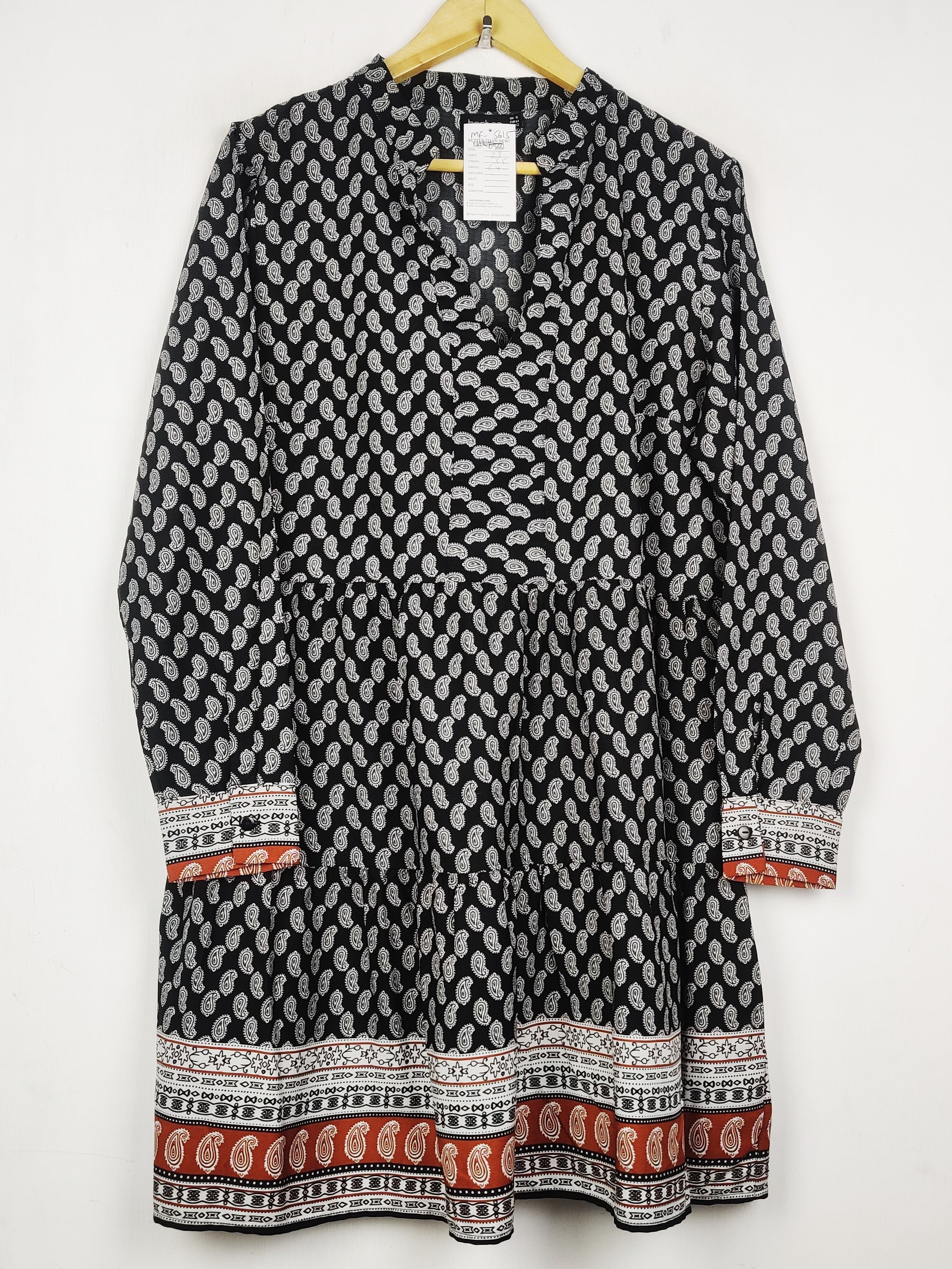 Buy online pre-used pre-loved 100% authentic & Original branded Boohoo (MF-5616) available in Pakistan. Top international brands avilable.