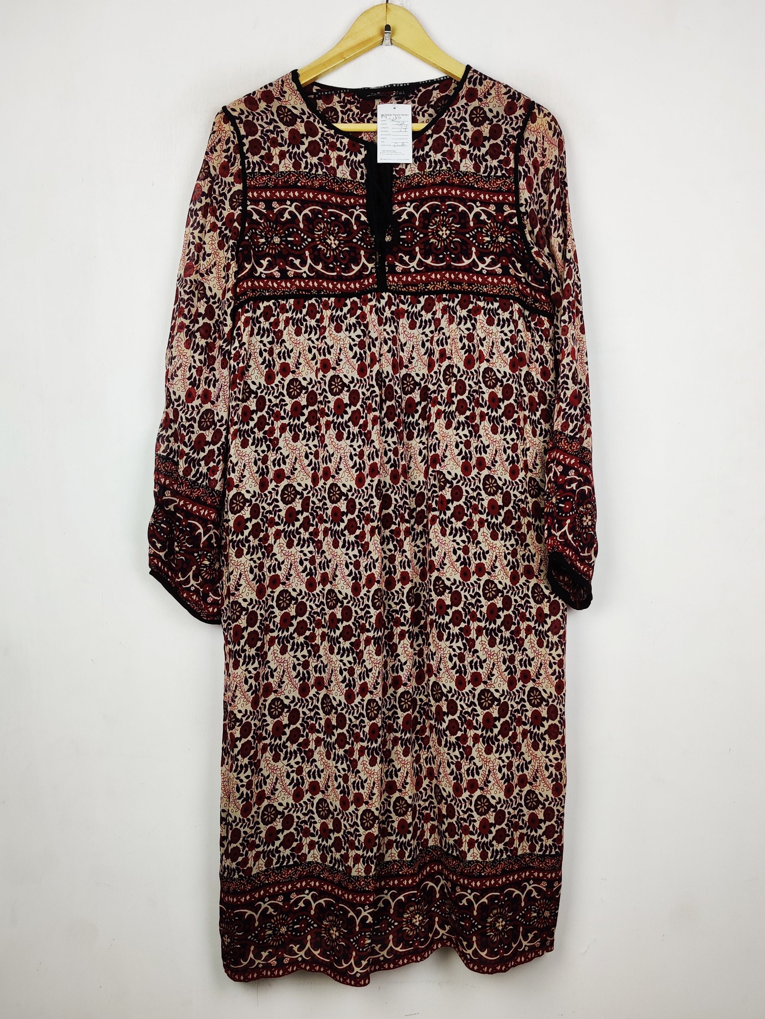 Buy online pre-used pre-loved 100% authentic & Original branded Zara (MF-5640) available in Pakistan. Top international brands avilable.