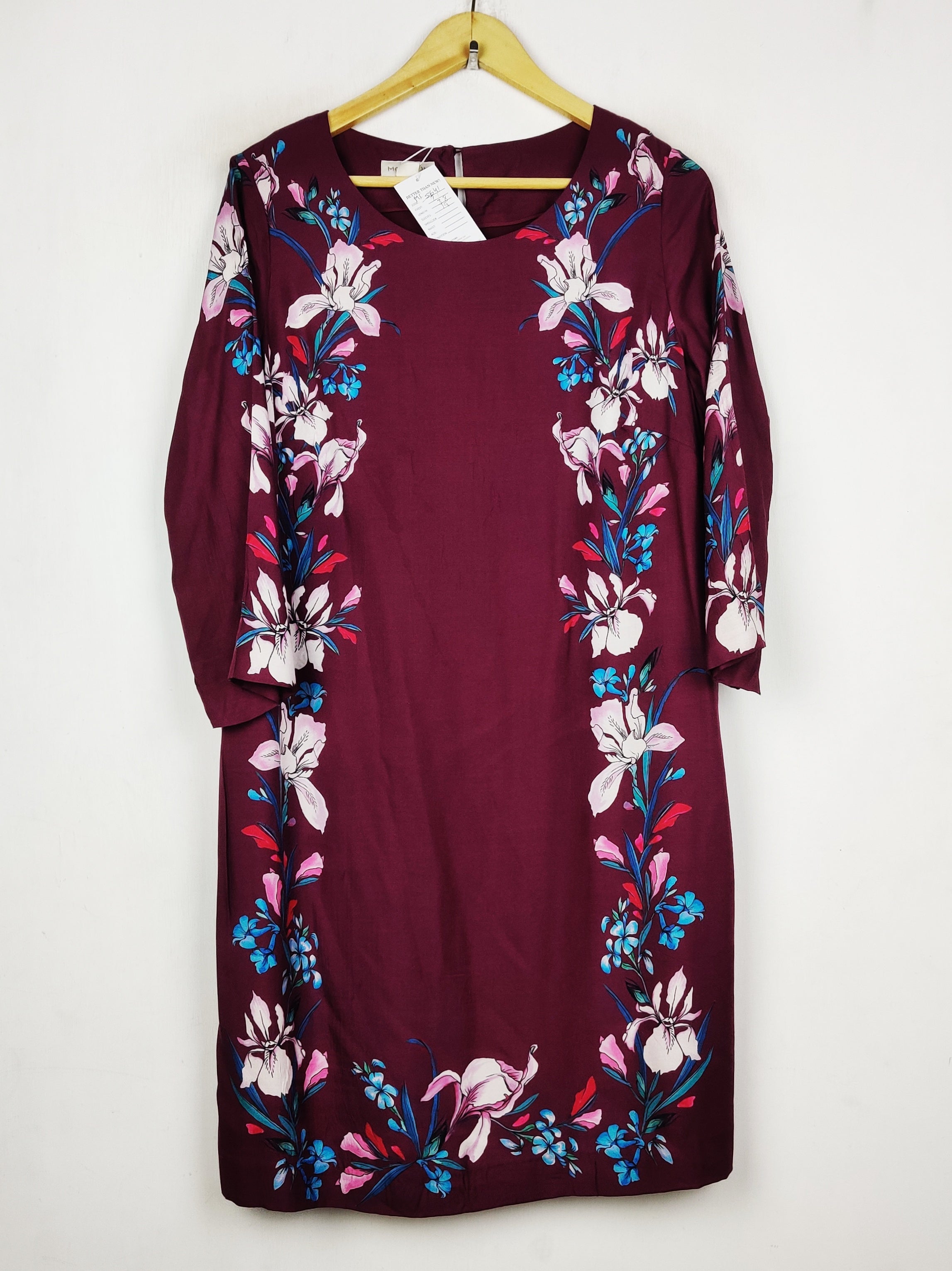 Buy online pre-used pre-loved 100% authentic & Original branded Monsoon (MF-5641) available in Pakistan. Top international brands avilable.
