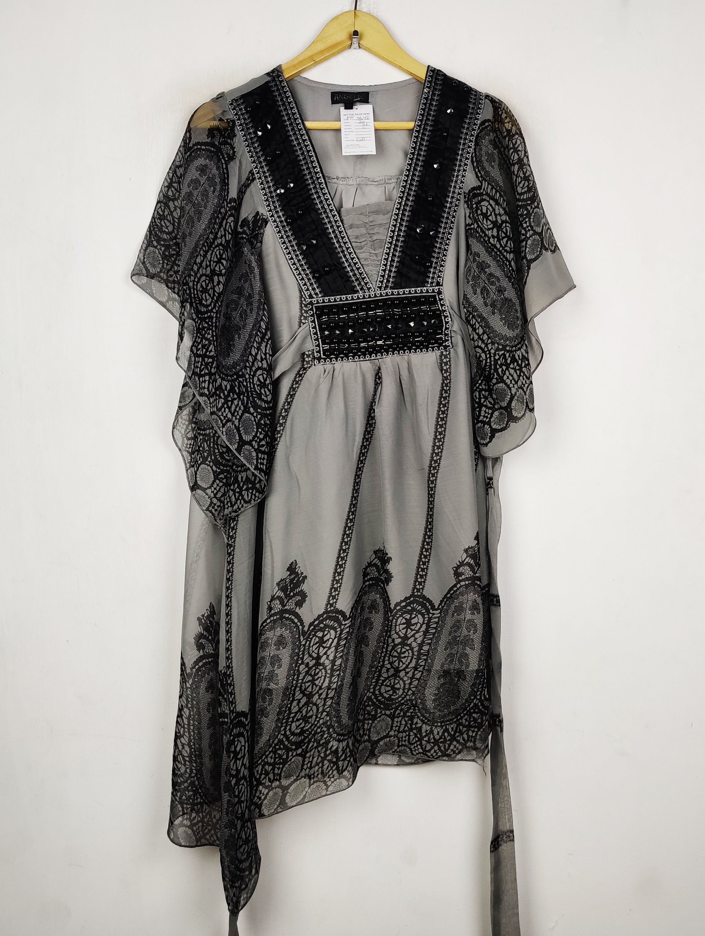 Buy online pre-used pre-loved 100% authentic & Original branded Hngelie (MF-5642) available in Pakistan. Top international brands avilable.