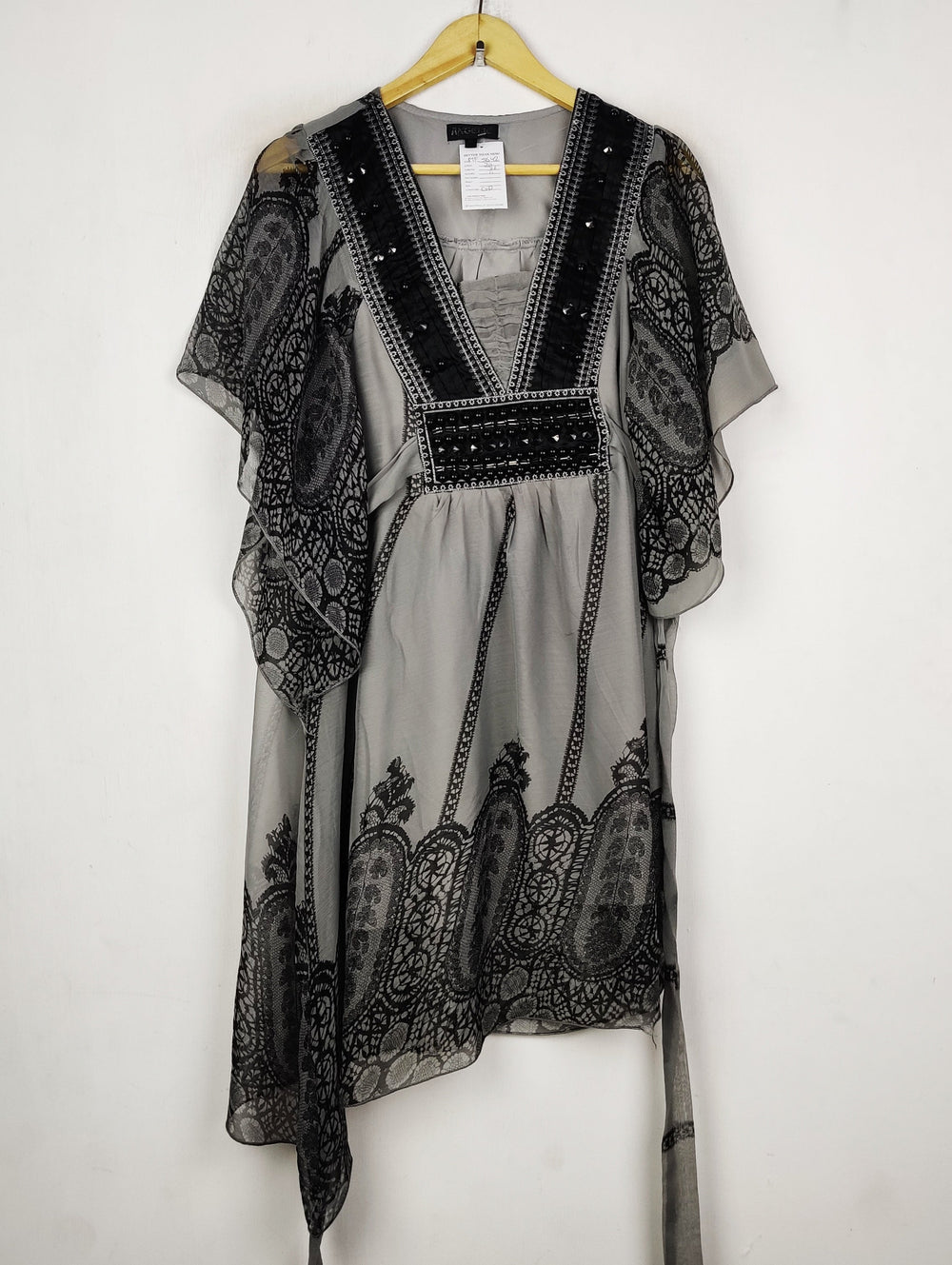 Buy online pre-used pre-loved 100% authentic & Original branded Hngelie (MF-5642) available in Pakistan. Top international brands avilable.