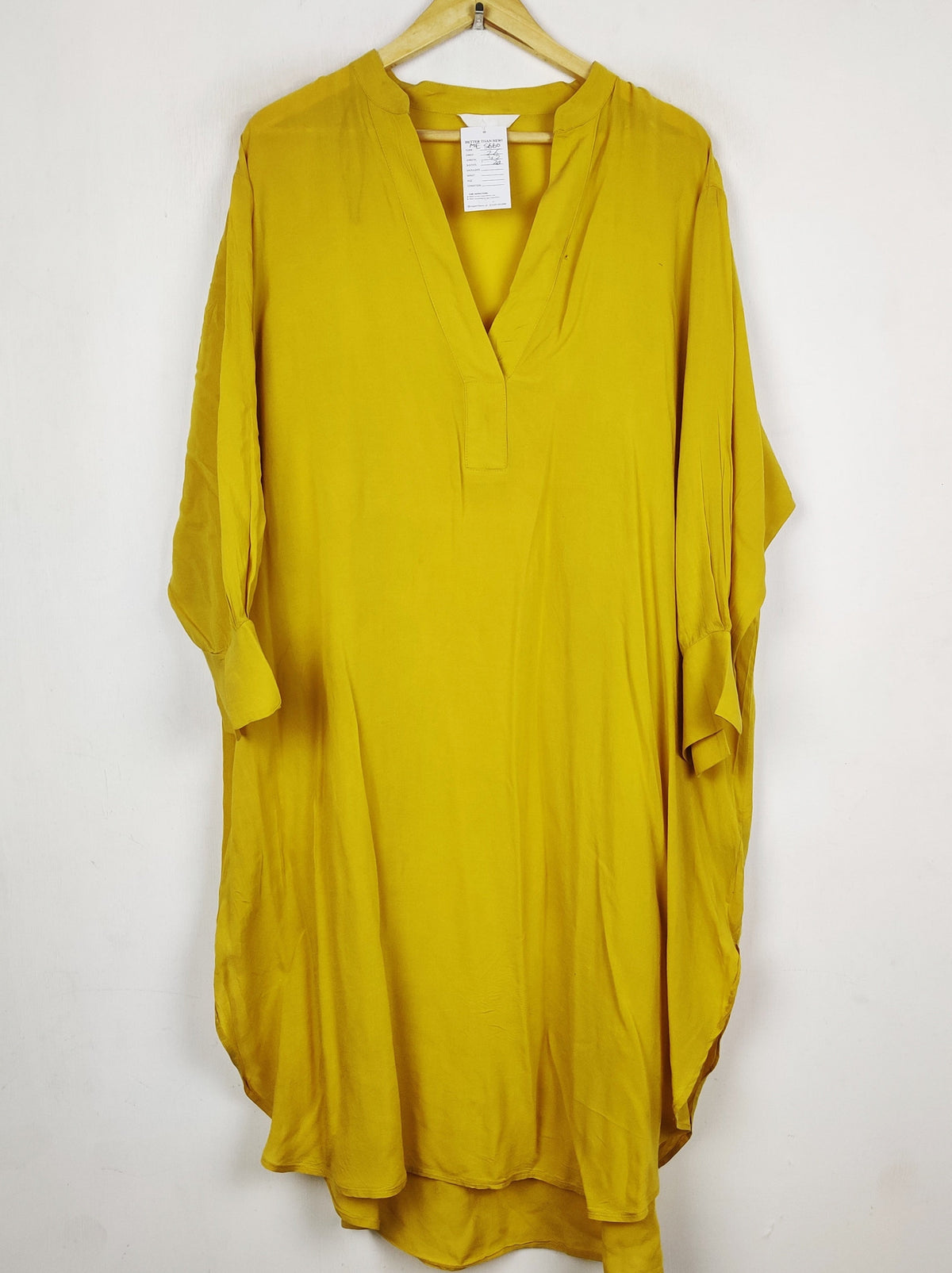 Buy online pre-used pre-loved 100% authentic & Original branded H&M (MF-5660) available in Pakistan. Top international brands avilable.