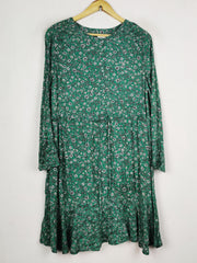 Buy online pre-used pre-loved 100% authentic & Original branded Marks & Spencer (MF-5667) available in Pakistan. Top international brands avilable.