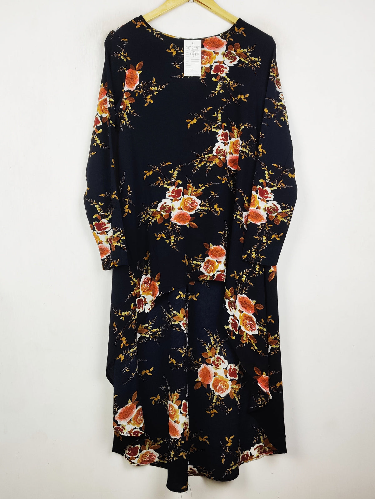 Buy online pre-used pre-loved 100% authentic & Original branded Shein (MF-5721) available in Pakistan. Top international brands avilable.