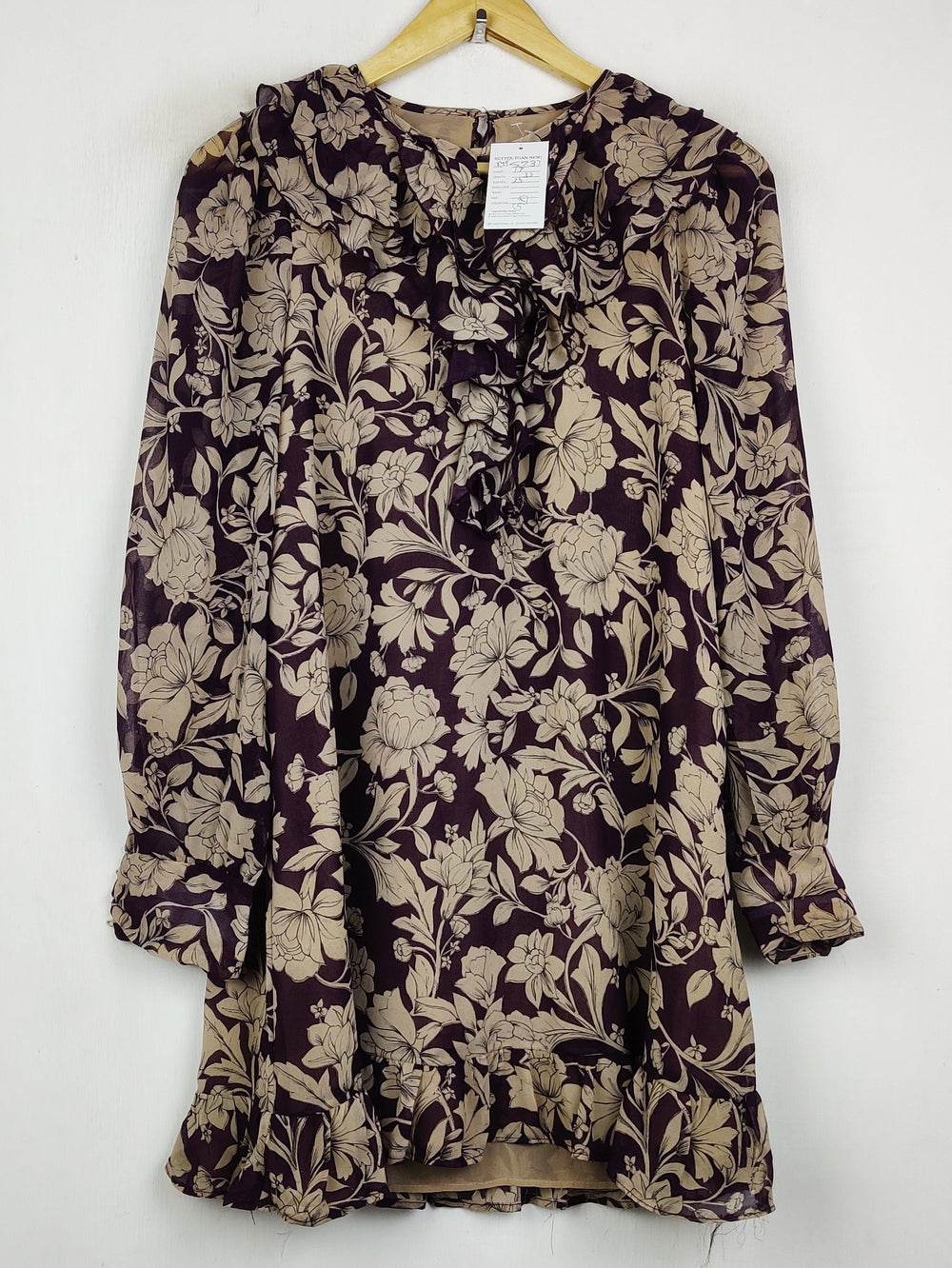 Buy online pre-used pre-loved 100% authentic & Original branded Zara (MF-5737) available in Pakistan. Top international brands avilable.