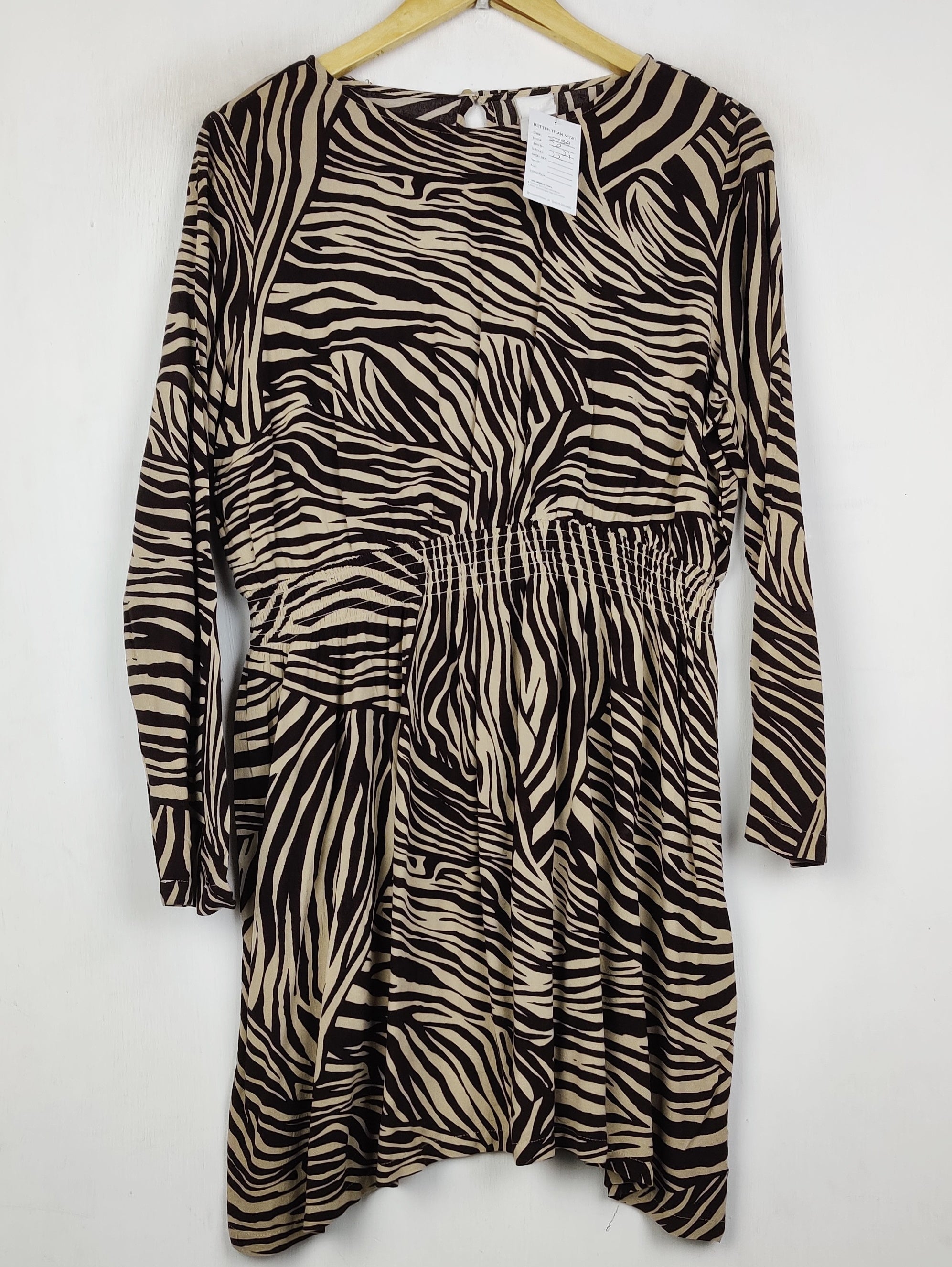 Buy online pre-used pre-loved 100% authentic & Original branded H&M (MF-5739) available in Pakistan. Top international brands avilable.