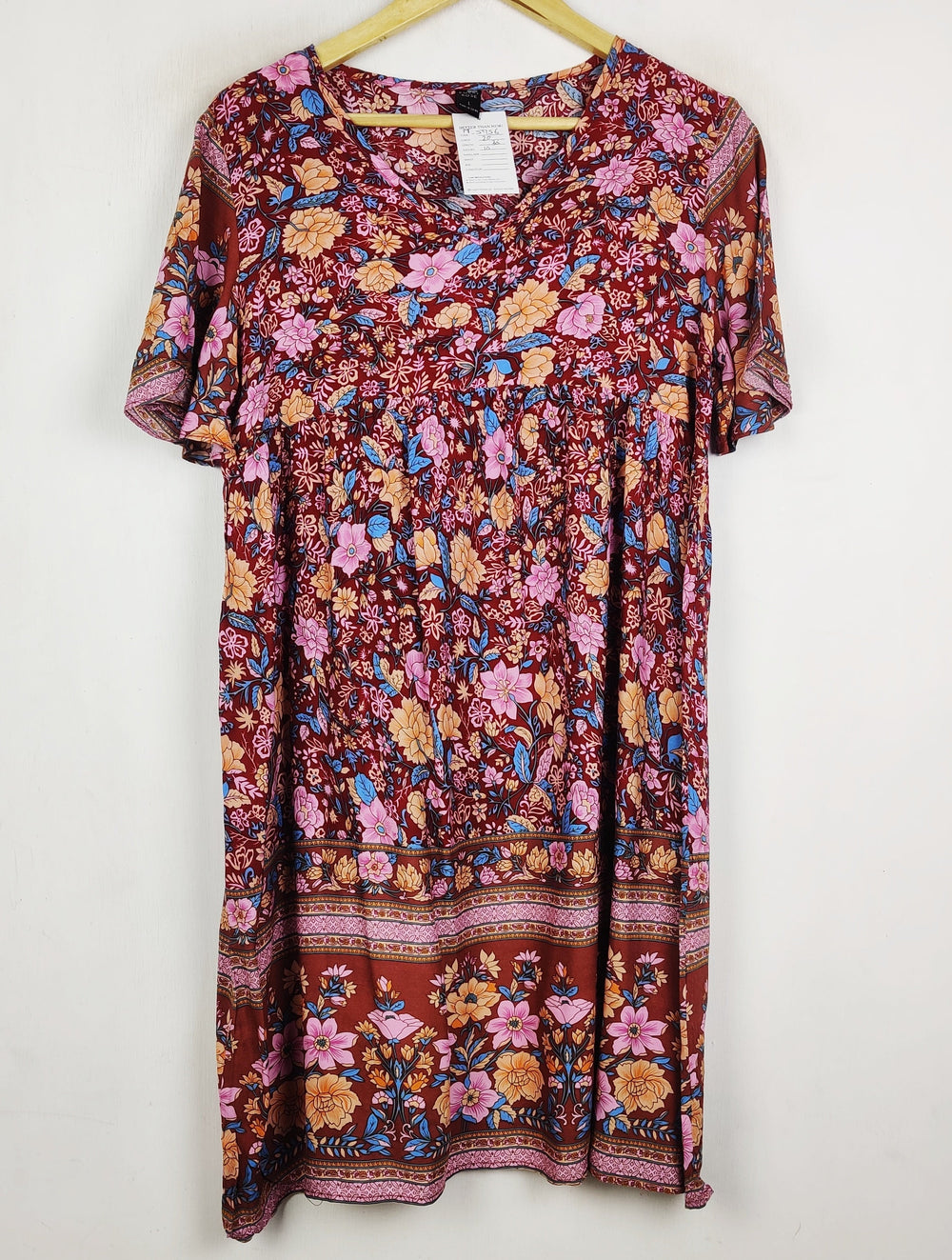 Buy online pre-used pre-loved 100% authentic & Original branded Emery Rose (MF-5756) available in Pakistan. Top international brands avilable.