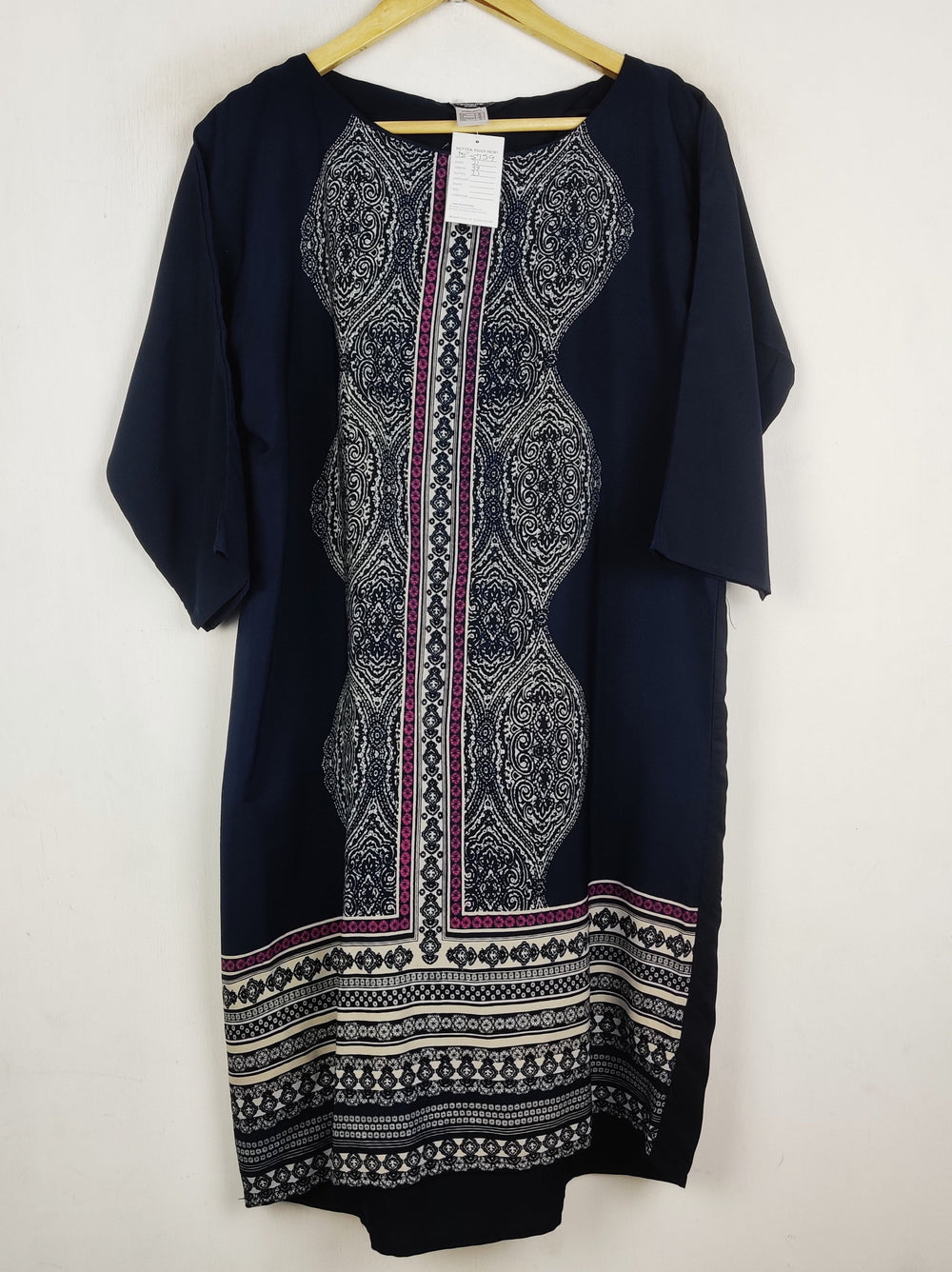 Buy online pre-used pre-loved 100% authentic & Original branded Redoute (MF-5759) available in Pakistan. Top international brands avilable.