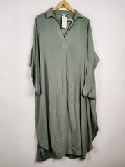 Buy online pre-used pre-loved 100% authentic & Original branded H&M (MF-5778) available in Pakistan. Top international brands avilable.