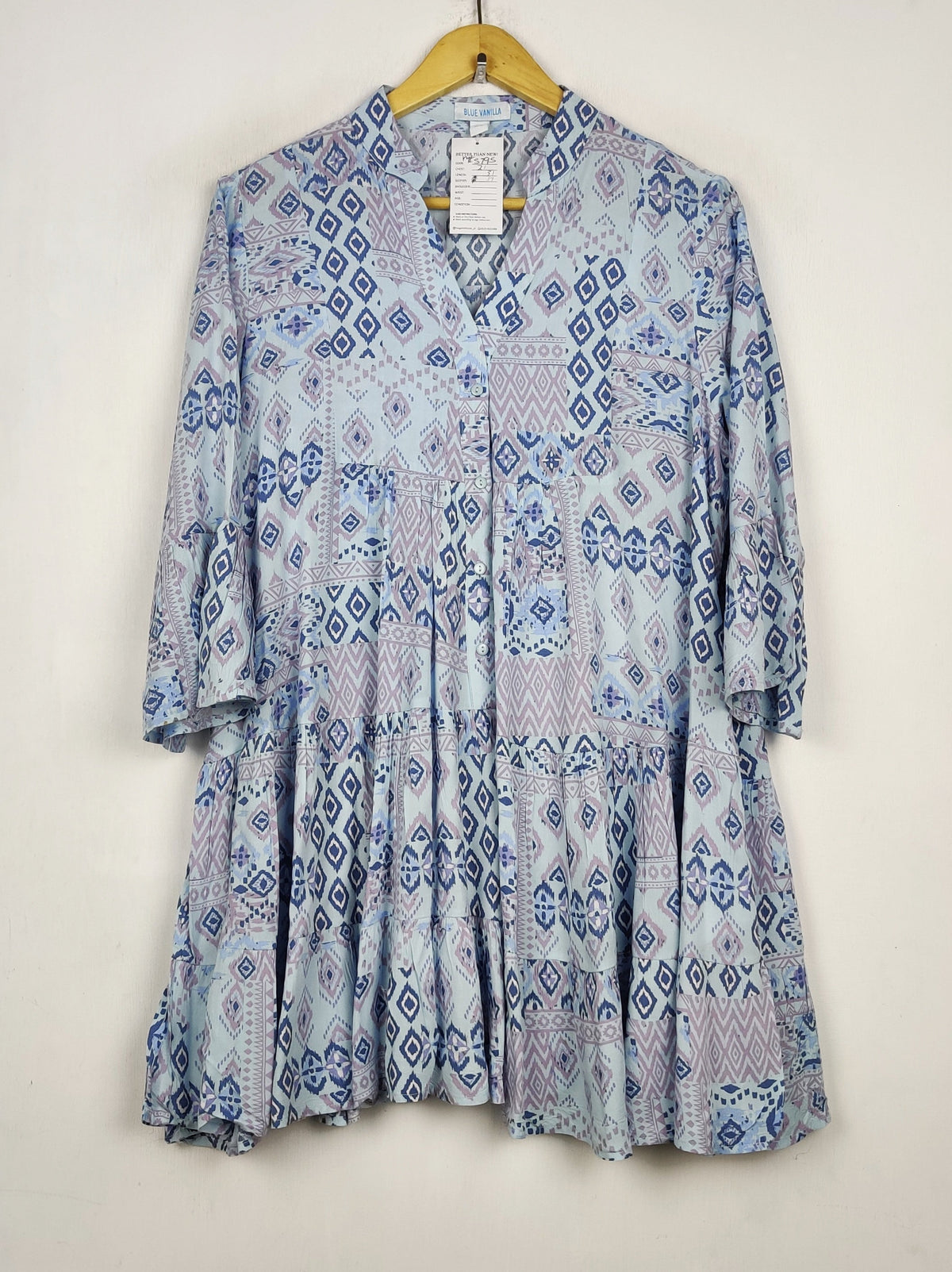 Buy online pre-used pre-loved 100% authentic & Original branded Blue Vanilla (MF-5795) available in Pakistan. Top international brands avilable.