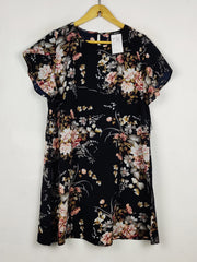 Buy online pre-used pre-loved 100% authentic & Original branded Shein (MF-5811) available in Pakistan. Top international brands avilable.