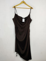 Buy online pre-used pre-loved 100% authentic & Original branded Prettylittlething (MF-5824) available in Pakistan. Top international brands avilable.