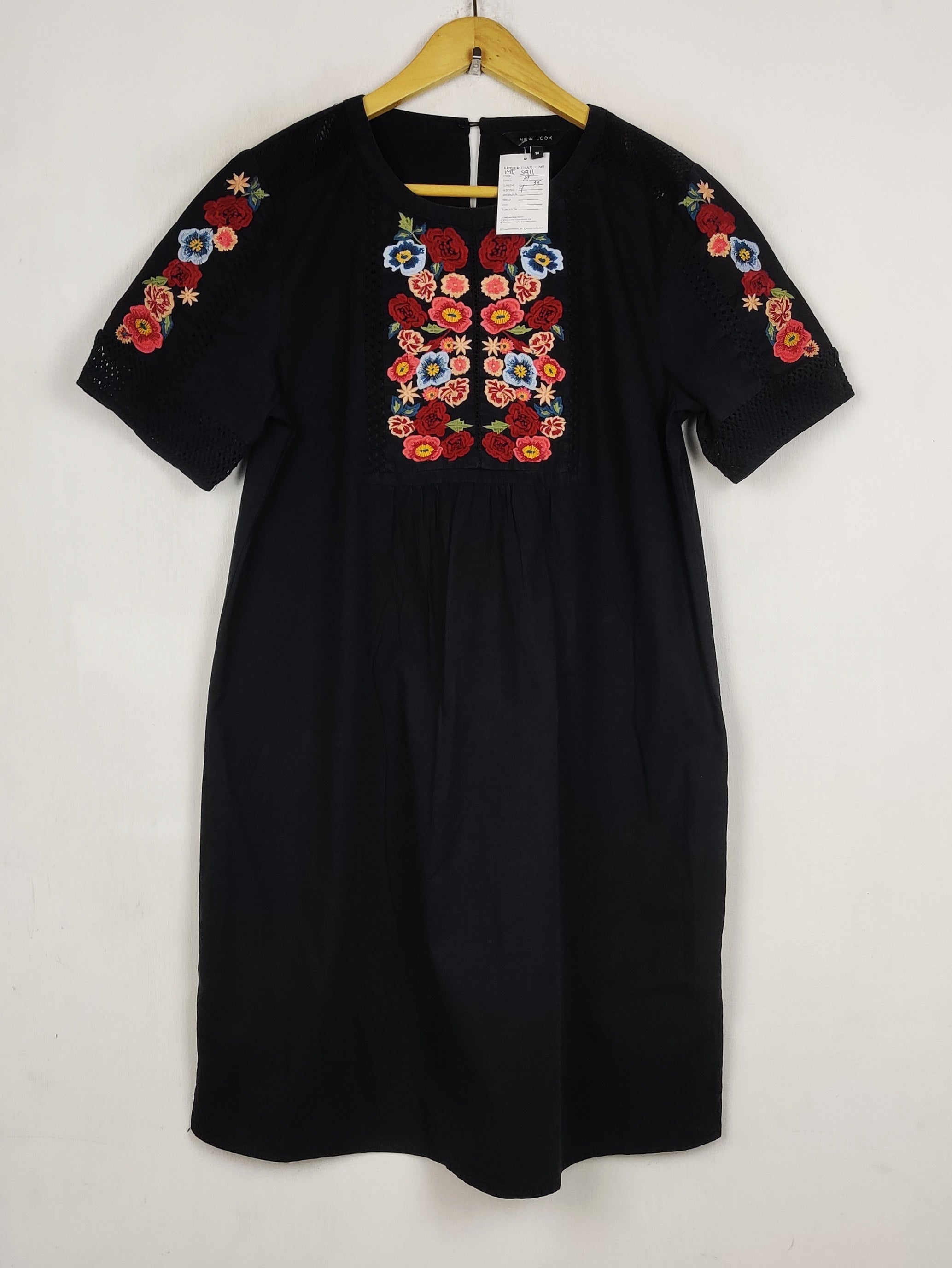Buy online pre-used pre-loved 100% authentic & Original branded New Look (MF-5911) available in Pakistan. Top international brands avilable.