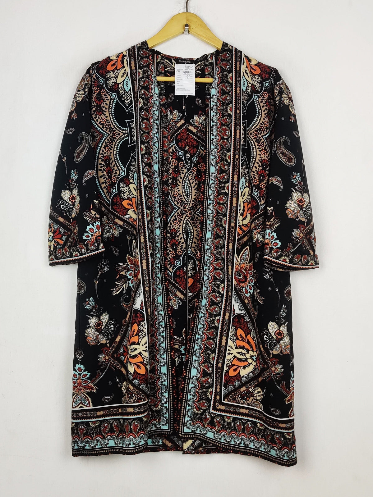 Buy online pre-used pre-loved 100% authentic & Original branded River Island (MF-5933) available in Pakistan. Top international brands avilable.