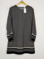 Buy online pre-used pre-loved 100% authentic & Original branded H&M (MF-5935) available in Pakistan. Top international brands avilable.