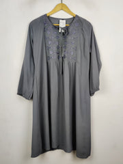 Buy online pre-used pre-loved 100% authentic & Original branded Unknown Brand (MF-5944) available in Pakistan. Top international brands avilable.