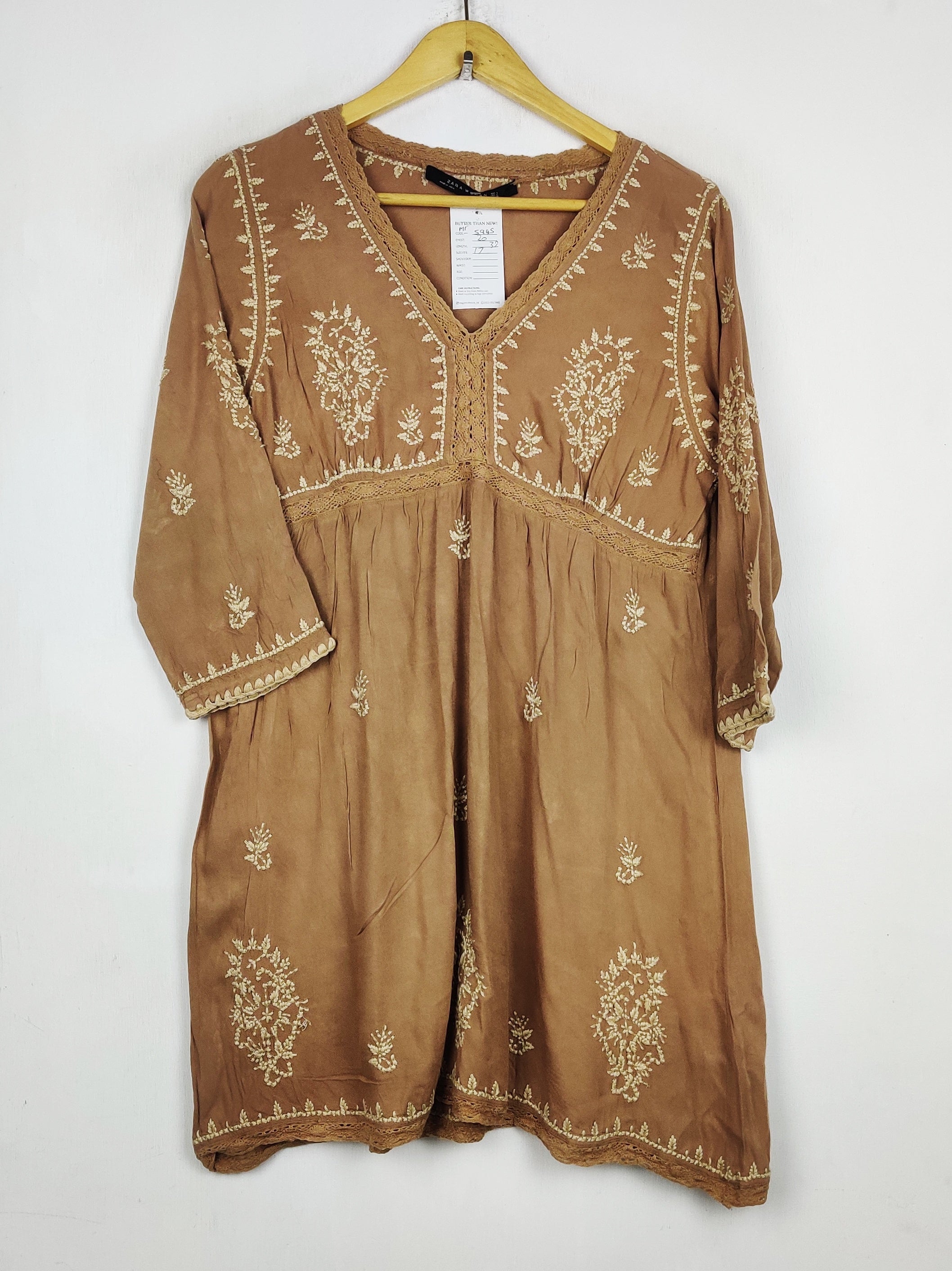 Buy online pre-used pre-loved 100% authentic & Original branded Zara (MF-5945) available in Pakistan. Top international brands avilable.