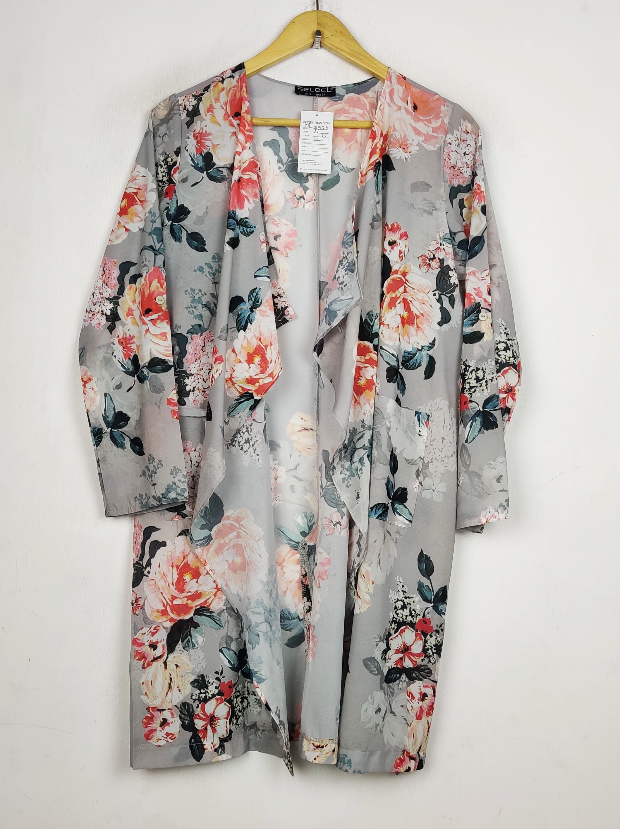 Buy online pre-used pre-loved 100% authentic & Original branded Select (MF-5976) available in Pakistan. Top international brands avilable.