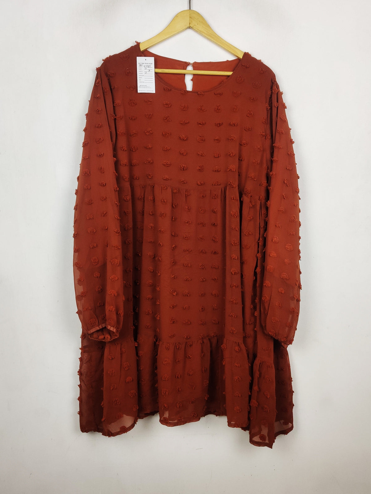 Buy online pre-used pre-loved 100% authentic & Original branded Unknown Brand (MF-5980) available in Pakistan. Top international brands avilable.