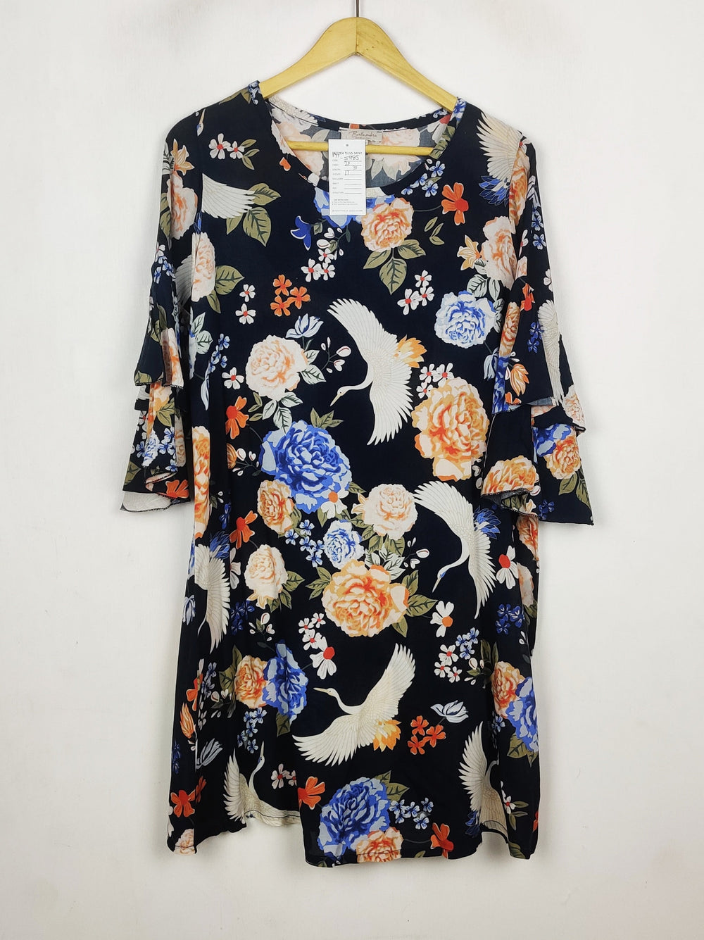 Buy online pre-used pre-loved 100% authentic & Original branded Bellaunbra (MF-5985) available in Pakistan. Top international brands avilable.