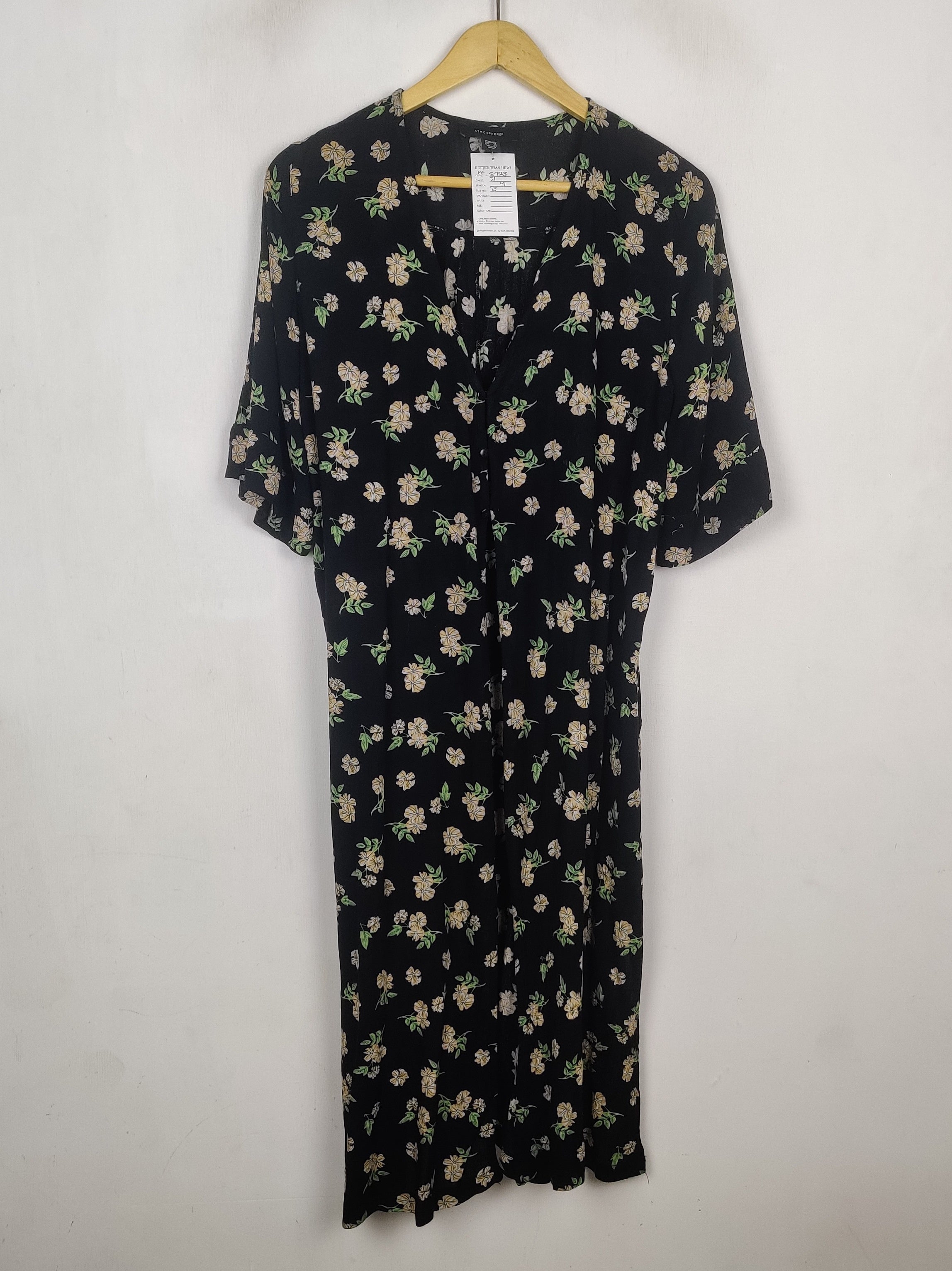 Buy online pre-used pre-loved 100% authentic & Original branded Atmosphere (MF-5988) available in Pakistan. Top international brands avilable.
