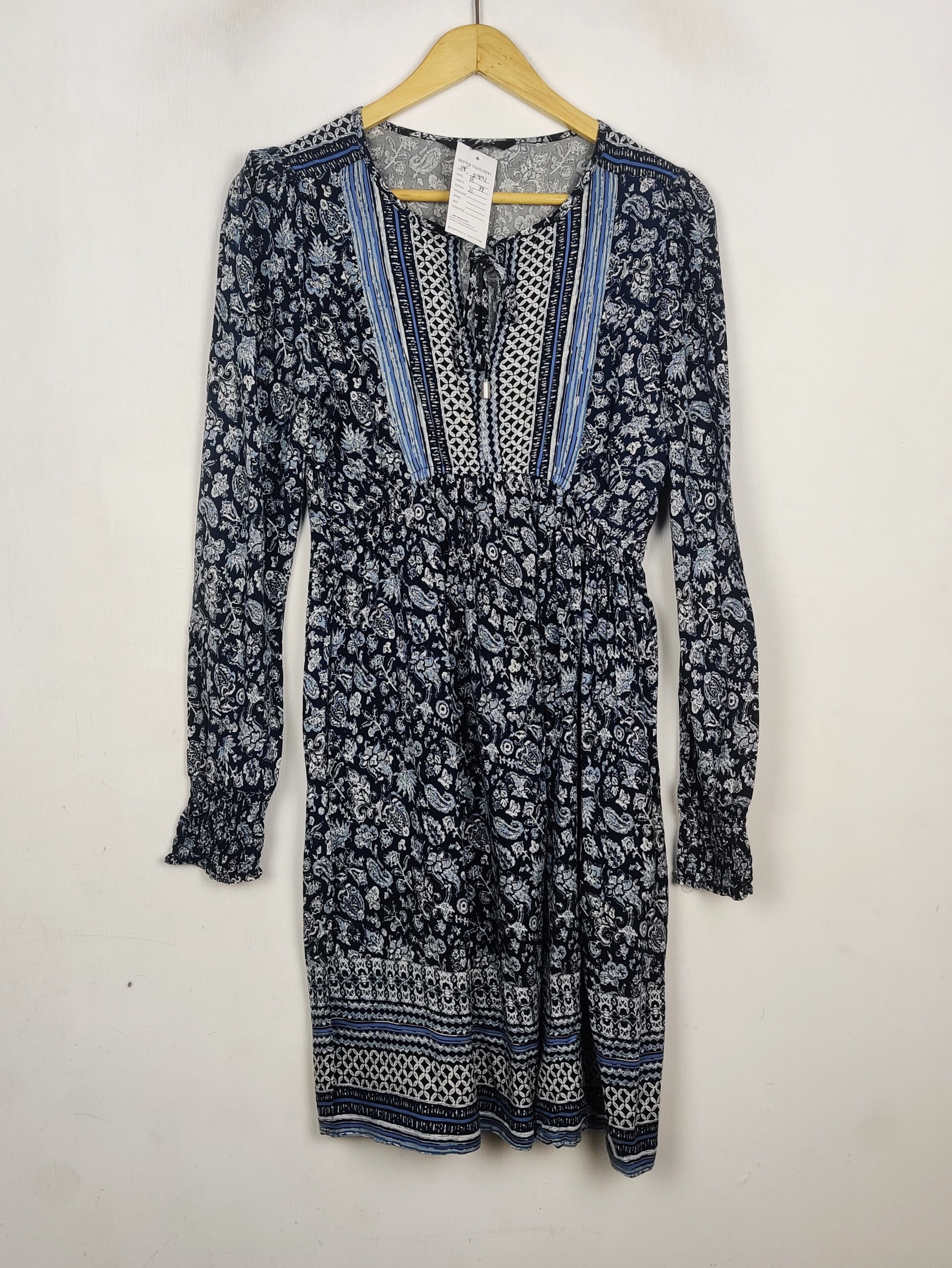 Buy online pre-used pre-loved 100% authentic & Original branded Peacocks (MF-5991) available in Pakistan. Top international brands avilable.