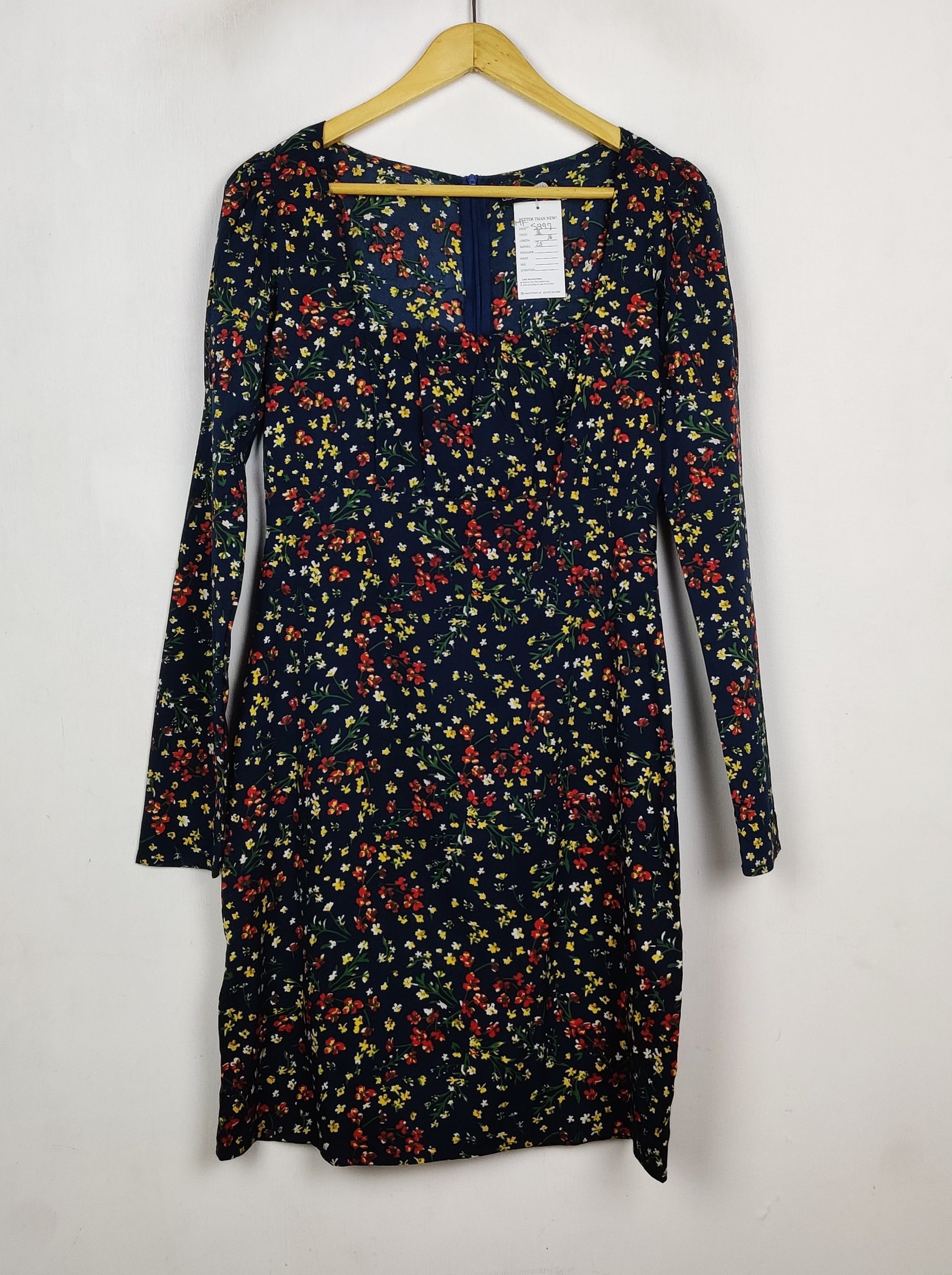 Buy online pre-used pre-loved 100% authentic & Original branded Boohoo (MF-5997) available in Pakistan. Top international brands avilable.