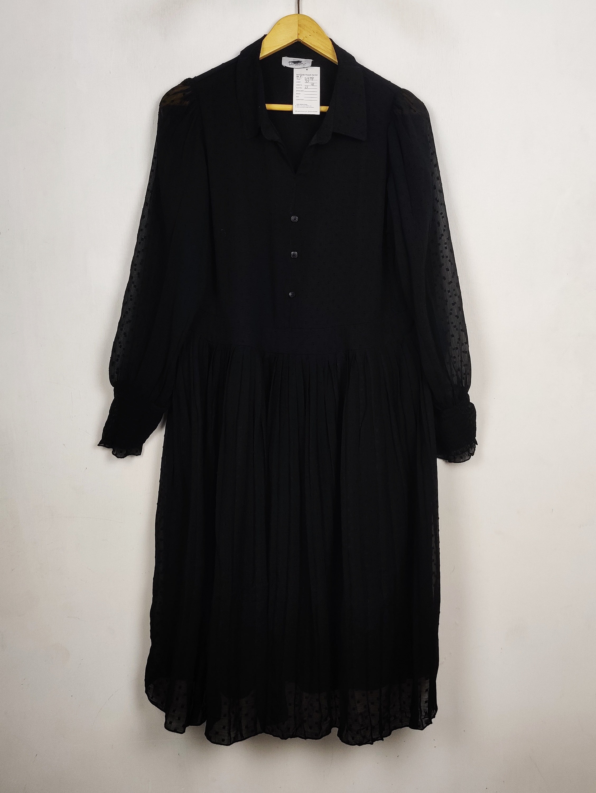 Buy online pre-used pre-loved 100% authentic & Original branded I Love Yours (MF-5999) available in Pakistan. Top international brands avilable.