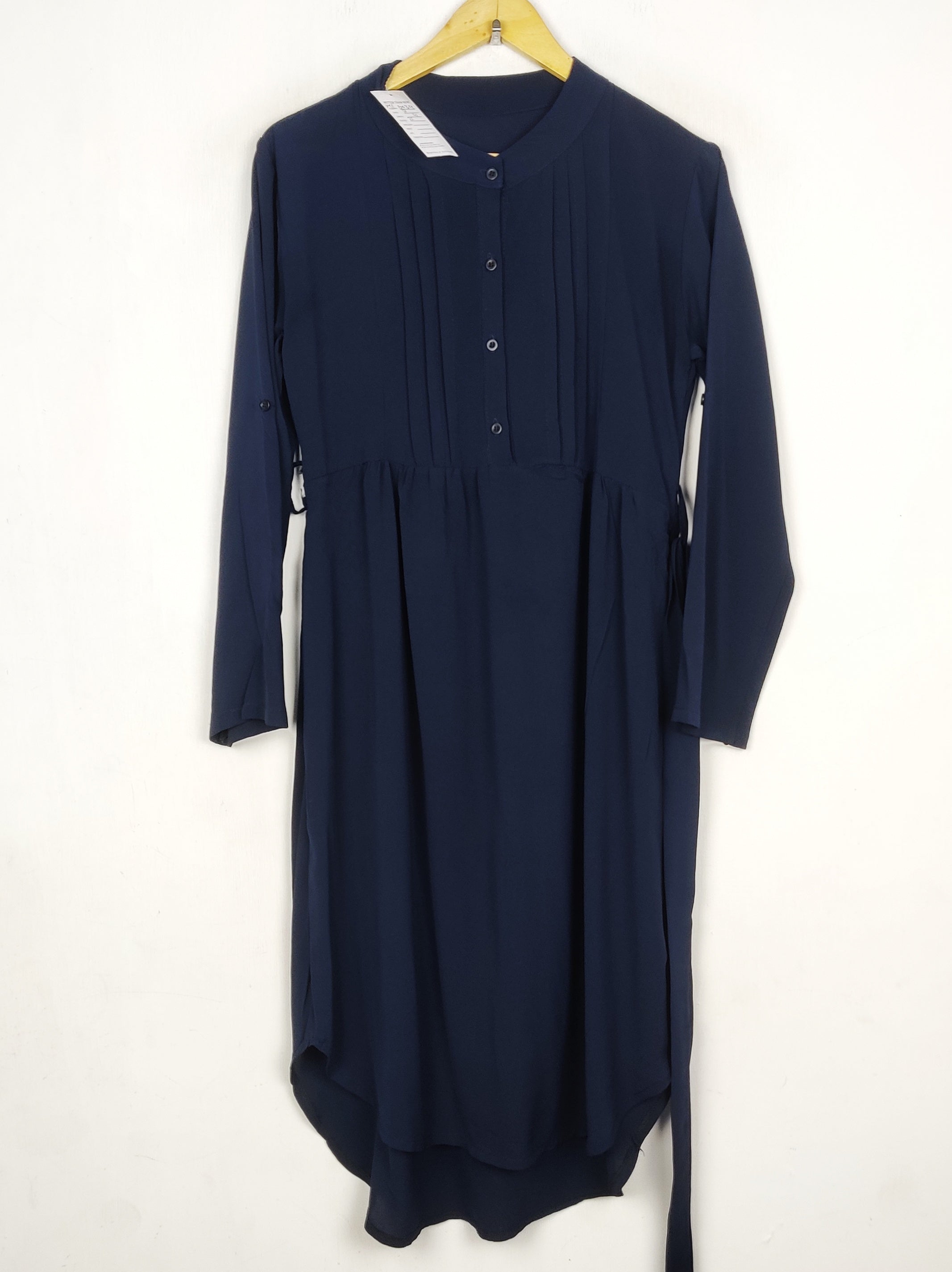 Buy online pre-used pre-loved 100% authentic & Original branded Unknown Brand (MF-6039) available in Pakistan. Top international brands avilable.