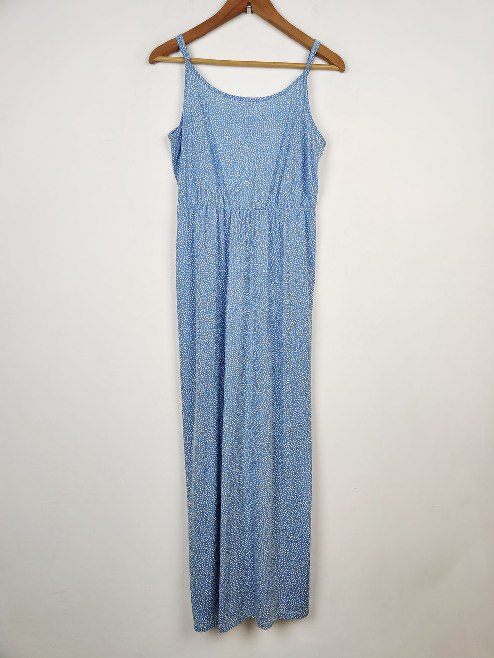 Buy online pre-used pre-loved 100% authentic & Original branded Esmara (MF-603) available in Pakistan. Top international brands avilable.