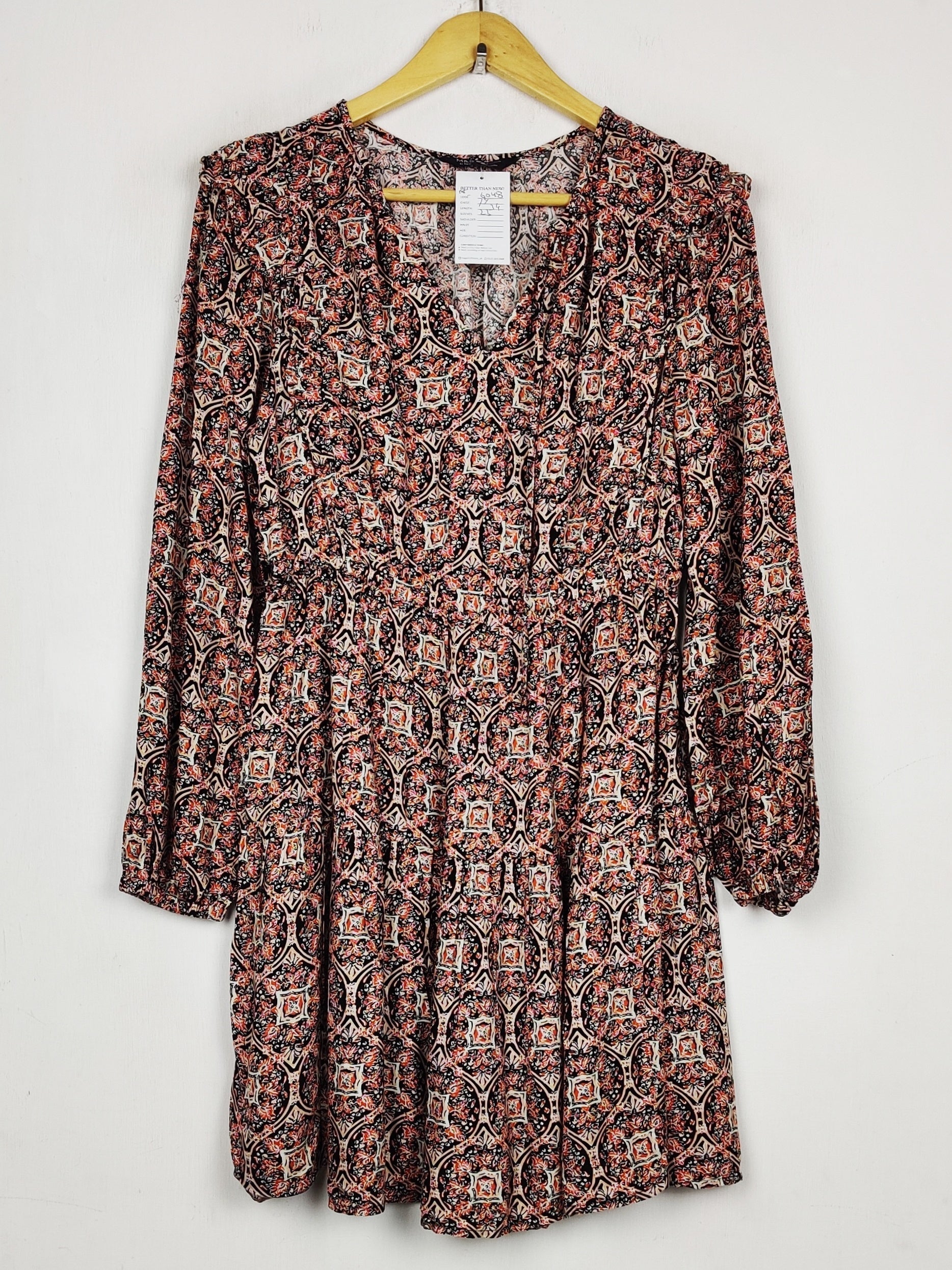 Buy online pre-used pre-loved 100% authentic & Original branded Marks & Spencer (MF-6048) available in Pakistan. Top international brands avilable.