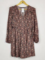 Buy online pre-used pre-loved 100% authentic & Original branded Marks & Spencer (MF-6048) available in Pakistan. Top international brands avilable.