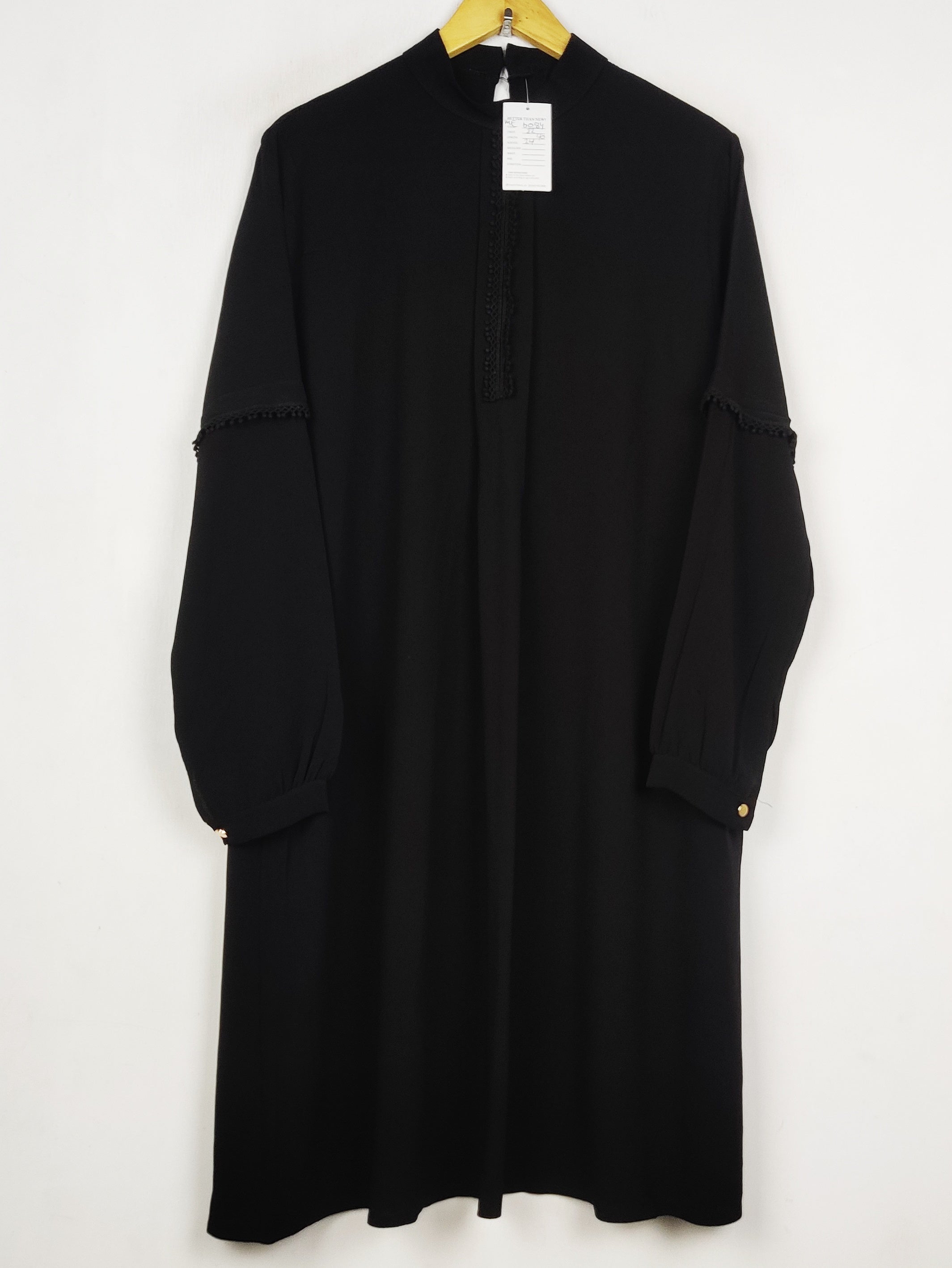 Buy online pre-used pre-loved 100% authentic & Original branded Unknown Brand (MF-6084) available in Pakistan. Top international brands avilable.