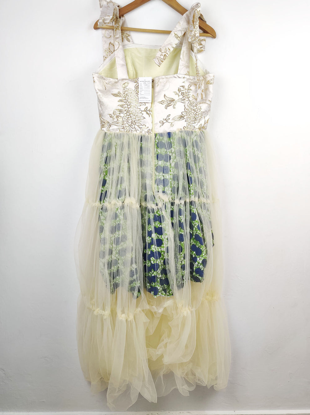 Buy online pre-used pre-loved 100% authentic & Original branded Unknown Brand (MF-789) available in Pakistan. Top international brands avilable.