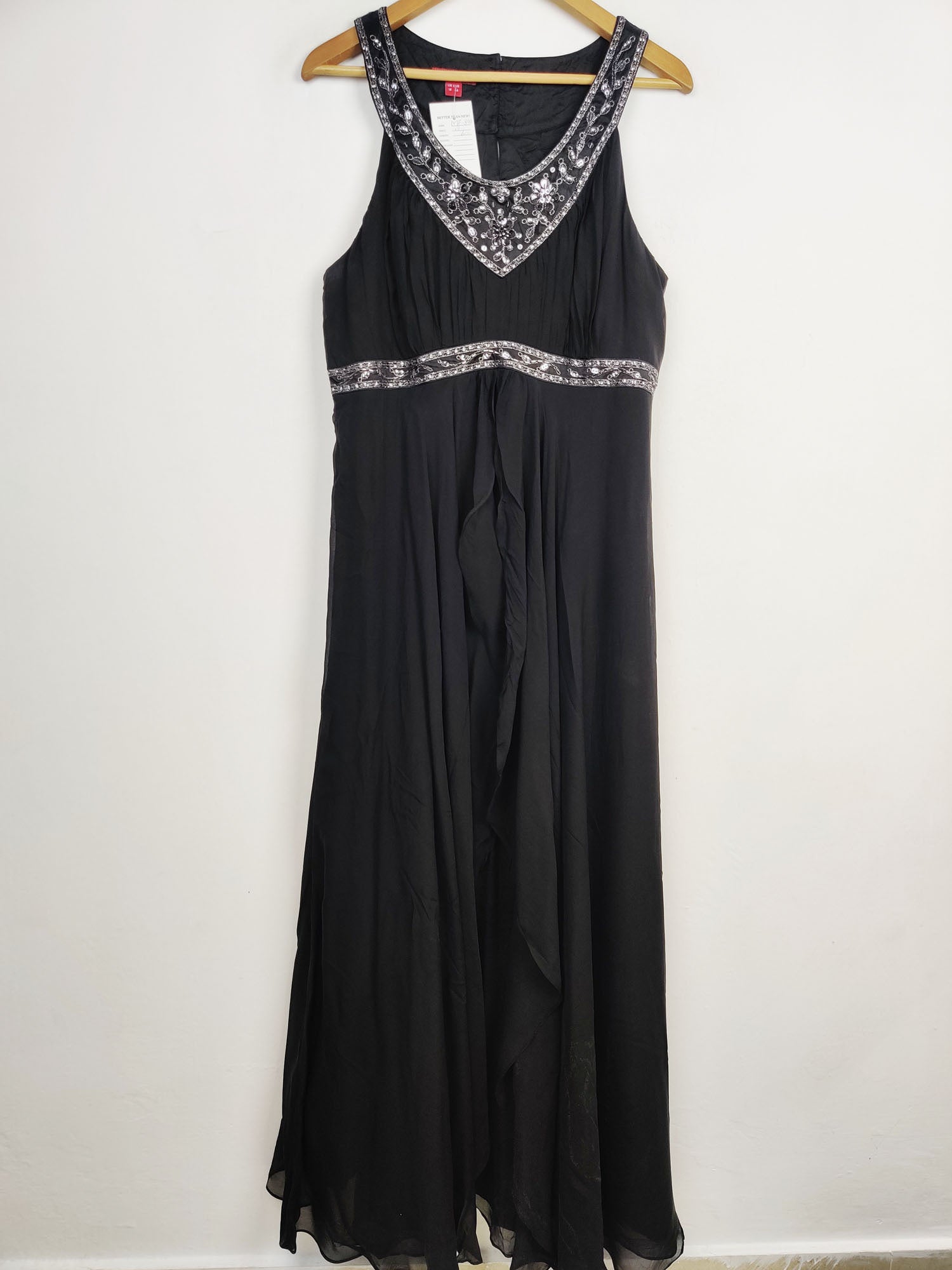 Buy online pre-used pre-loved 100% authentic & Original branded Monsoon (MF-899) available in Pakistan. Top international brands avilable.
