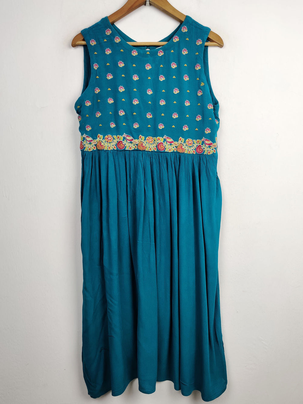 Buy online pre-used pre-loved 100% authentic & Original branded Max (MF-908) available in Pakistan. Top international brands avilable.