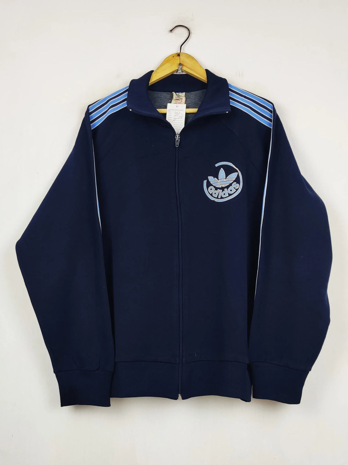 Buy online pre-used pre-loved 100% authentic & Original branded A.D.I.D.A.S (MH-1017) available in Pakistan. Top international brands avilable.