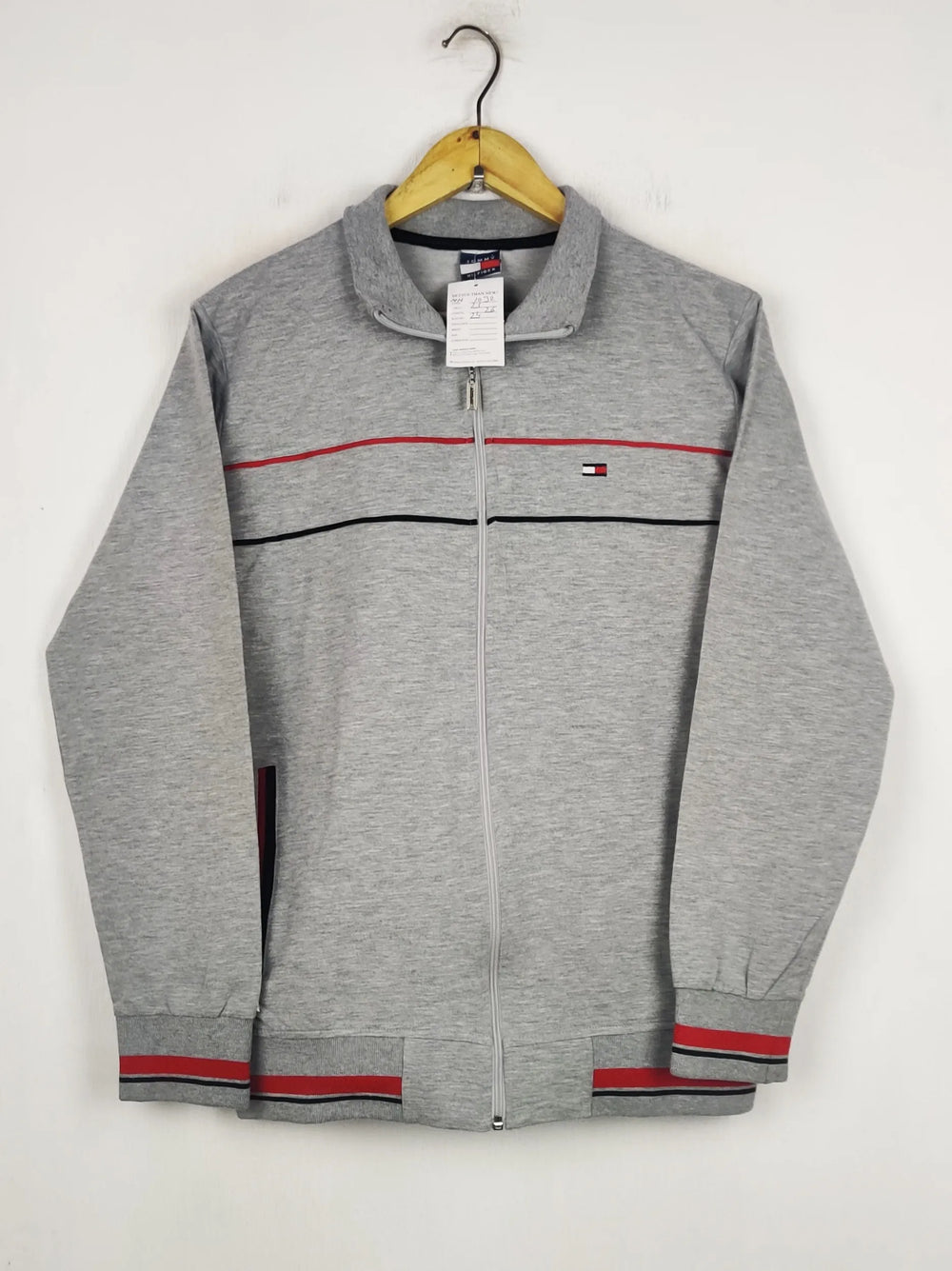 Buy online pre-used pre-loved 100% authentic & Original branded T.O.M.M.Y H.I.L.F.I.G.E.R (MH-1032) available in Pakistan. Top international brands avilable.