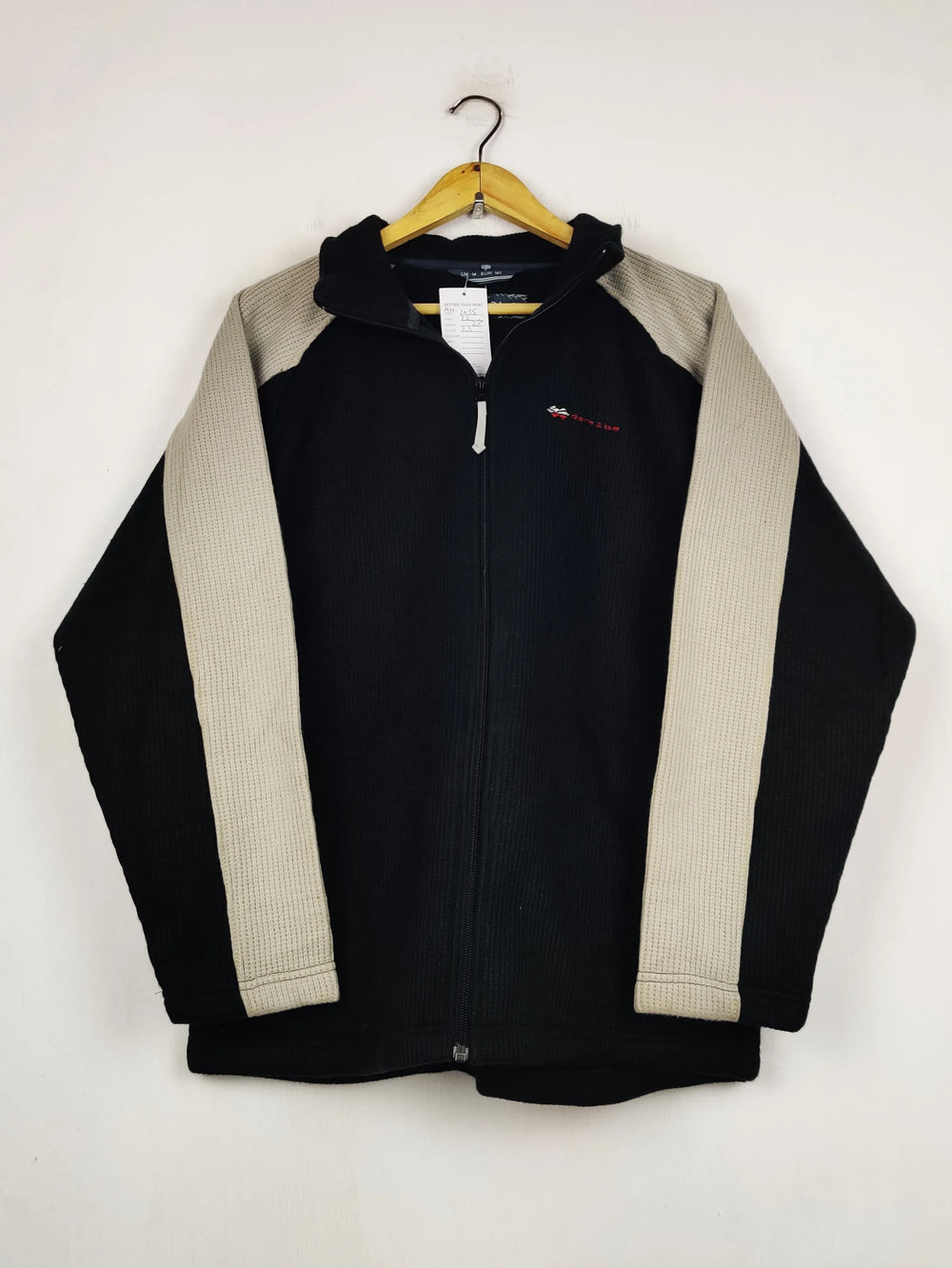 Buy online pre-used pre-loved 100% authentic & Original branded Dare2Be (MH-1035) available in Pakistan. Top international brands avilable.