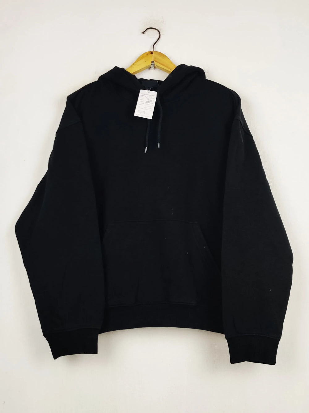 Buy online pre-used pre-loved 100% authentic & Original branded H&M (MH-1039) available in Pakistan. Top international brands avilable.