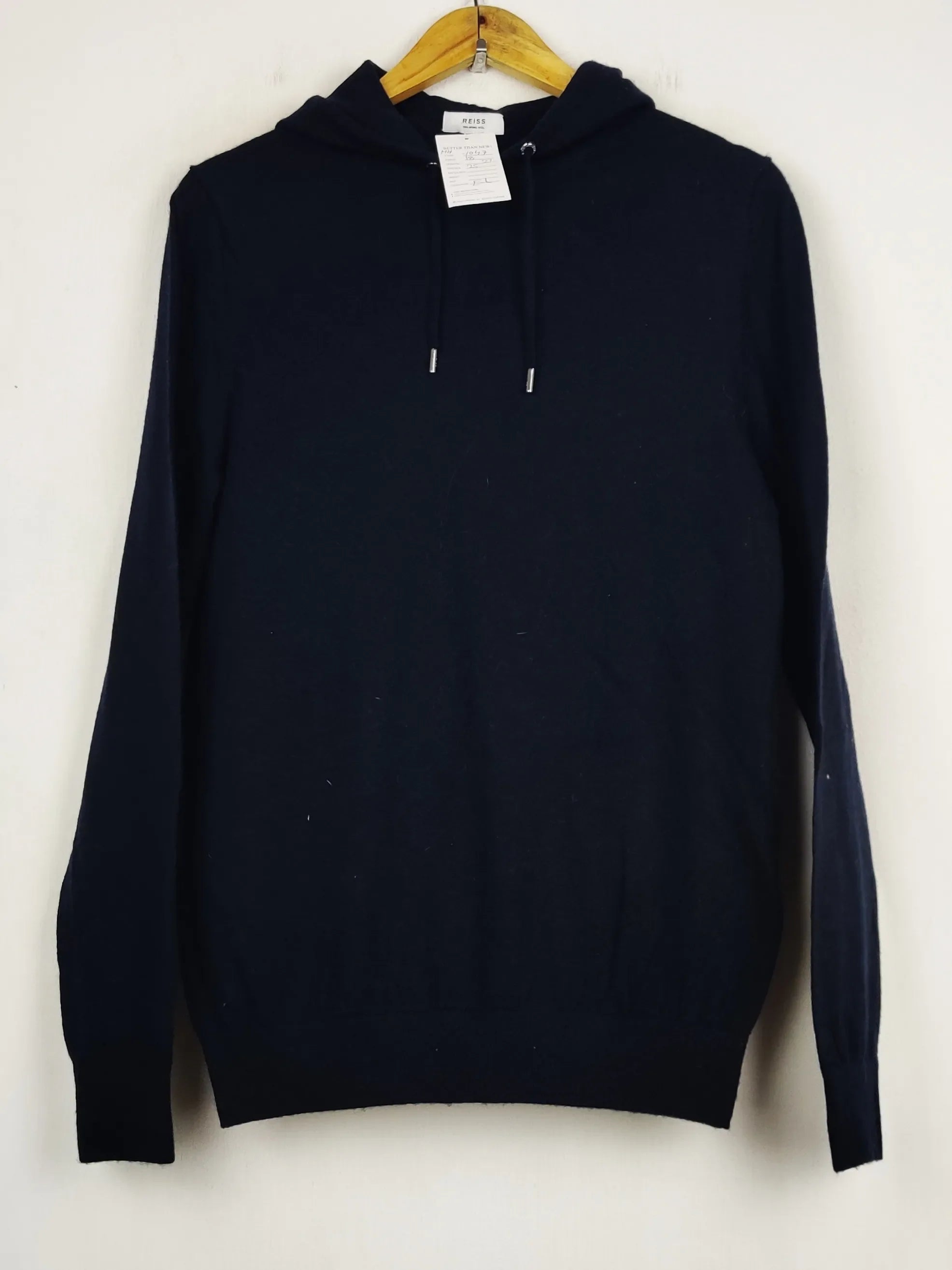 Buy online pre-used pre-loved 100% authentic & Original branded Reiss (MH-1047) available in Pakistan. Top international brands avilable.