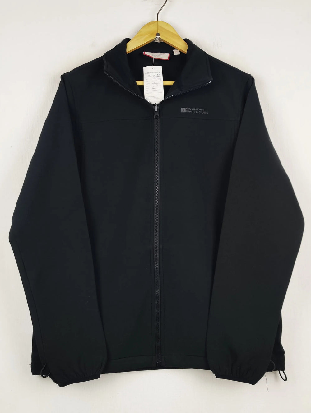 Buy online pre-used pre-loved 100% authentic & Original branded Mountain Warehouse (MH-1082) available in Pakistan. Top international brands avilable.