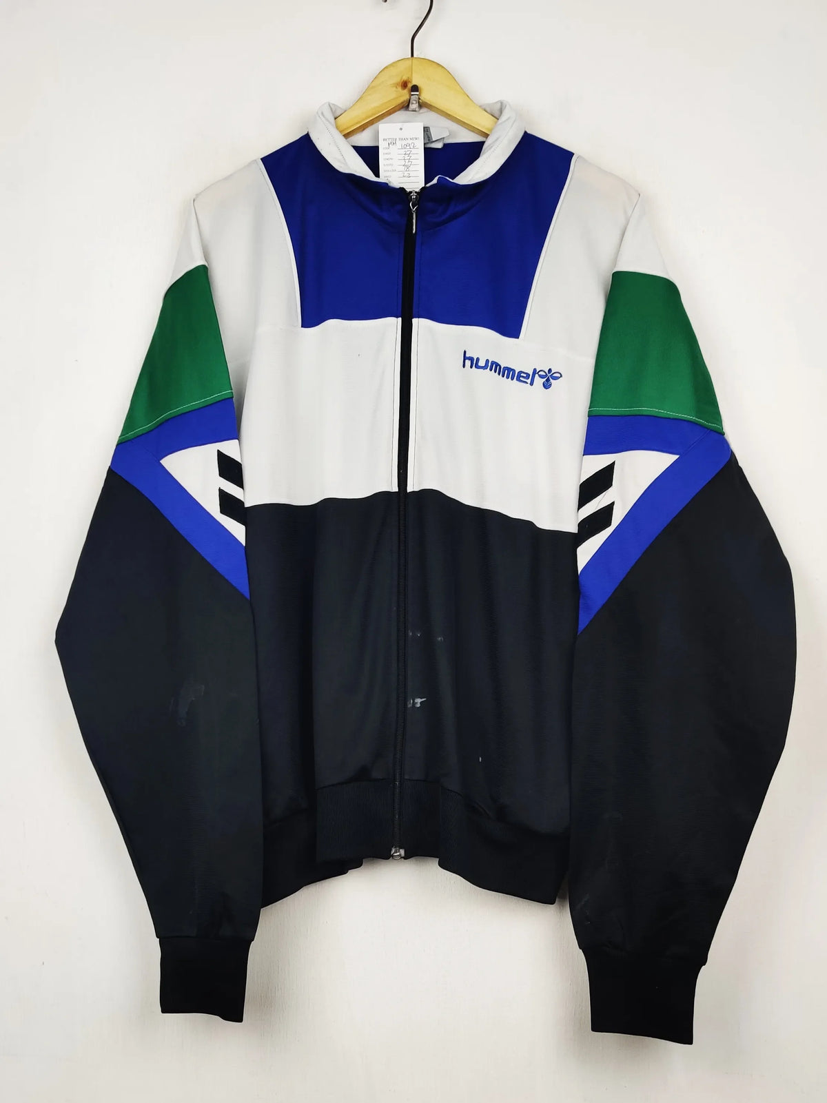 Buy online pre-used pre-loved 100% authentic & Original branded Hummel (MH-1092) available in Pakistan. Top international brands avilable.