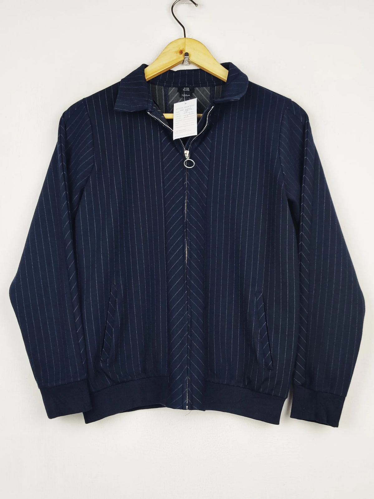 Buy online pre-used pre-loved 100% authentic & Original branded River Island (MH-1095) available in Pakistan. Top international brands avilable.