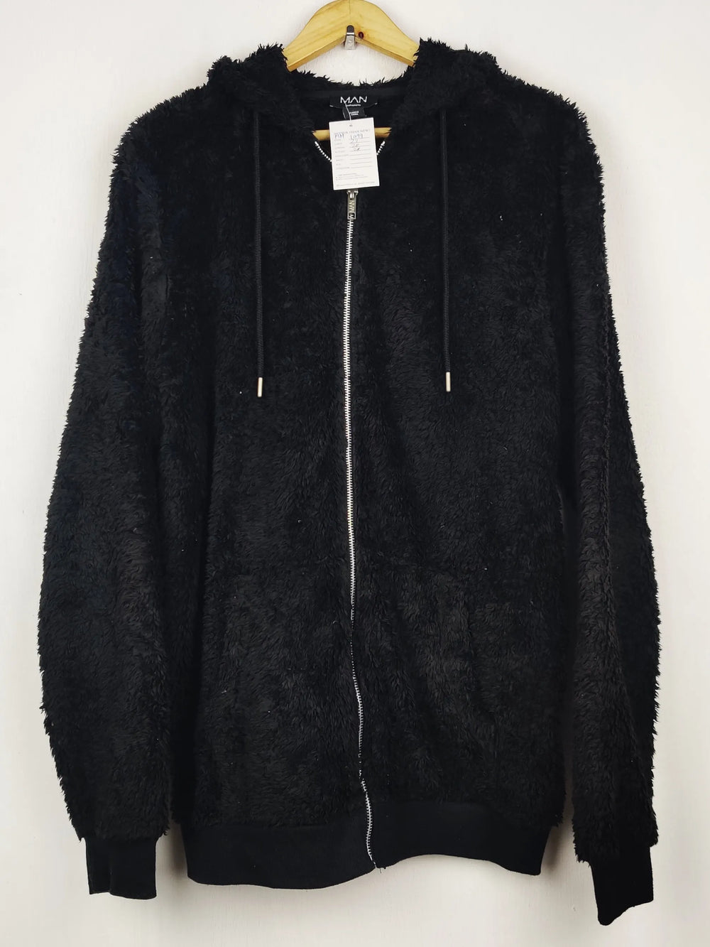 Buy online pre-used pre-loved 100% authentic & Original branded Boohoo (MH-1099) available in Pakistan. Top international brands avilable.