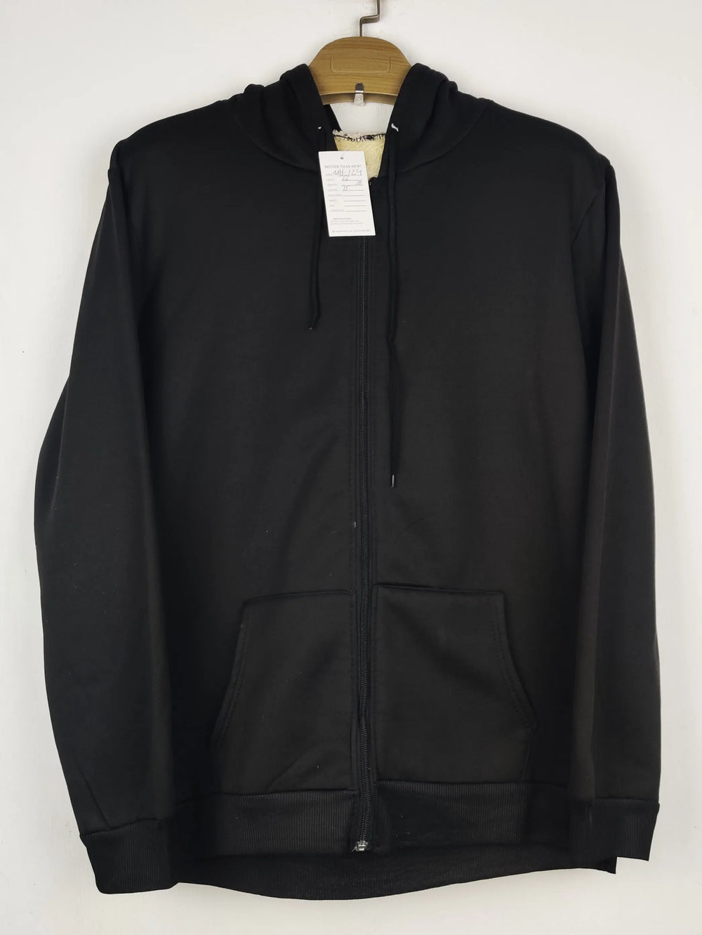 Buy online pre-used pre-loved 100% authentic & Original branded Unknown Brand (MH-124) available in Pakistan. Top international brands avilable.
