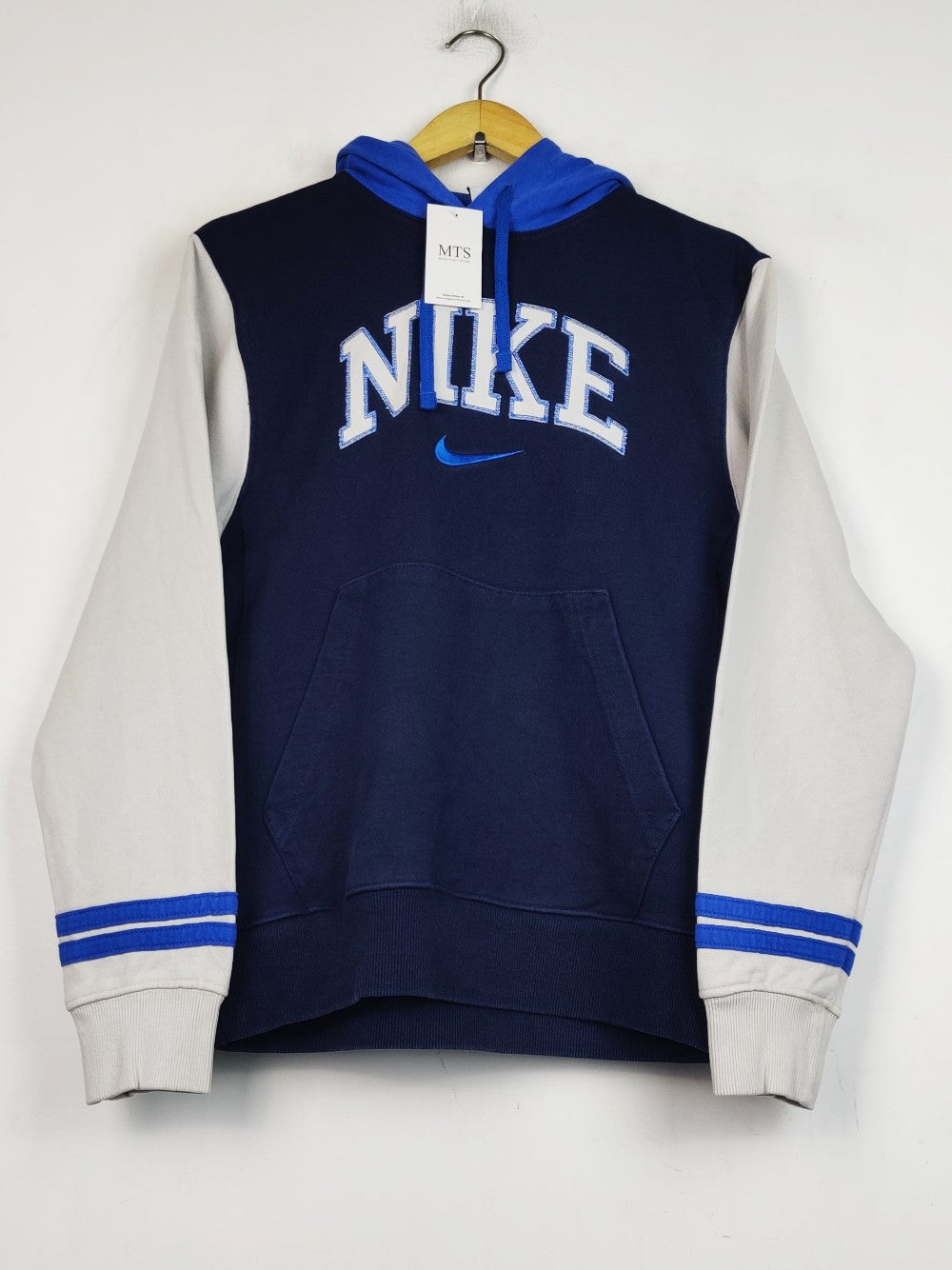 Nike (MH-1256)